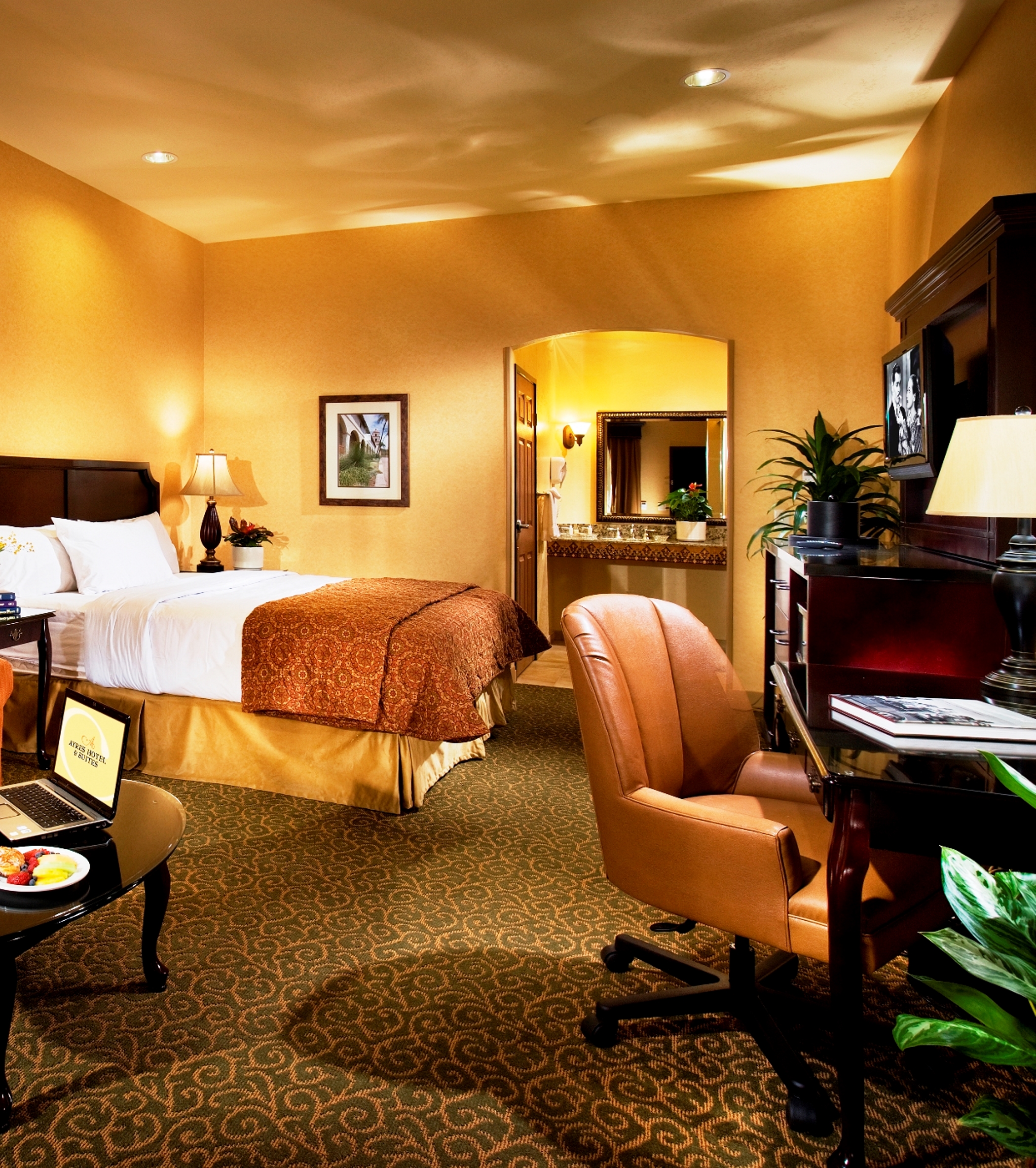 Double Deluxe King Bed