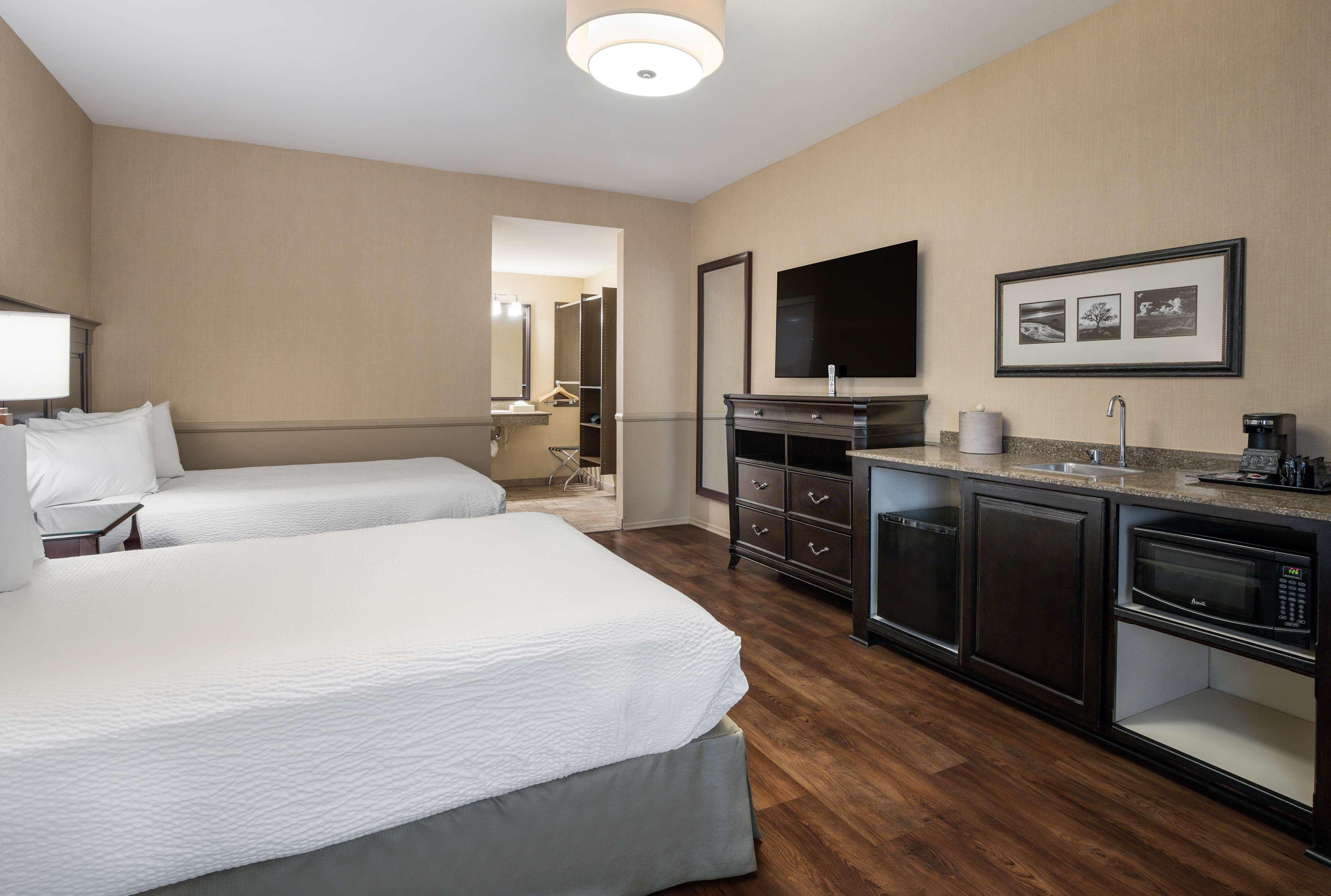 Room Accessible Two Double Beds