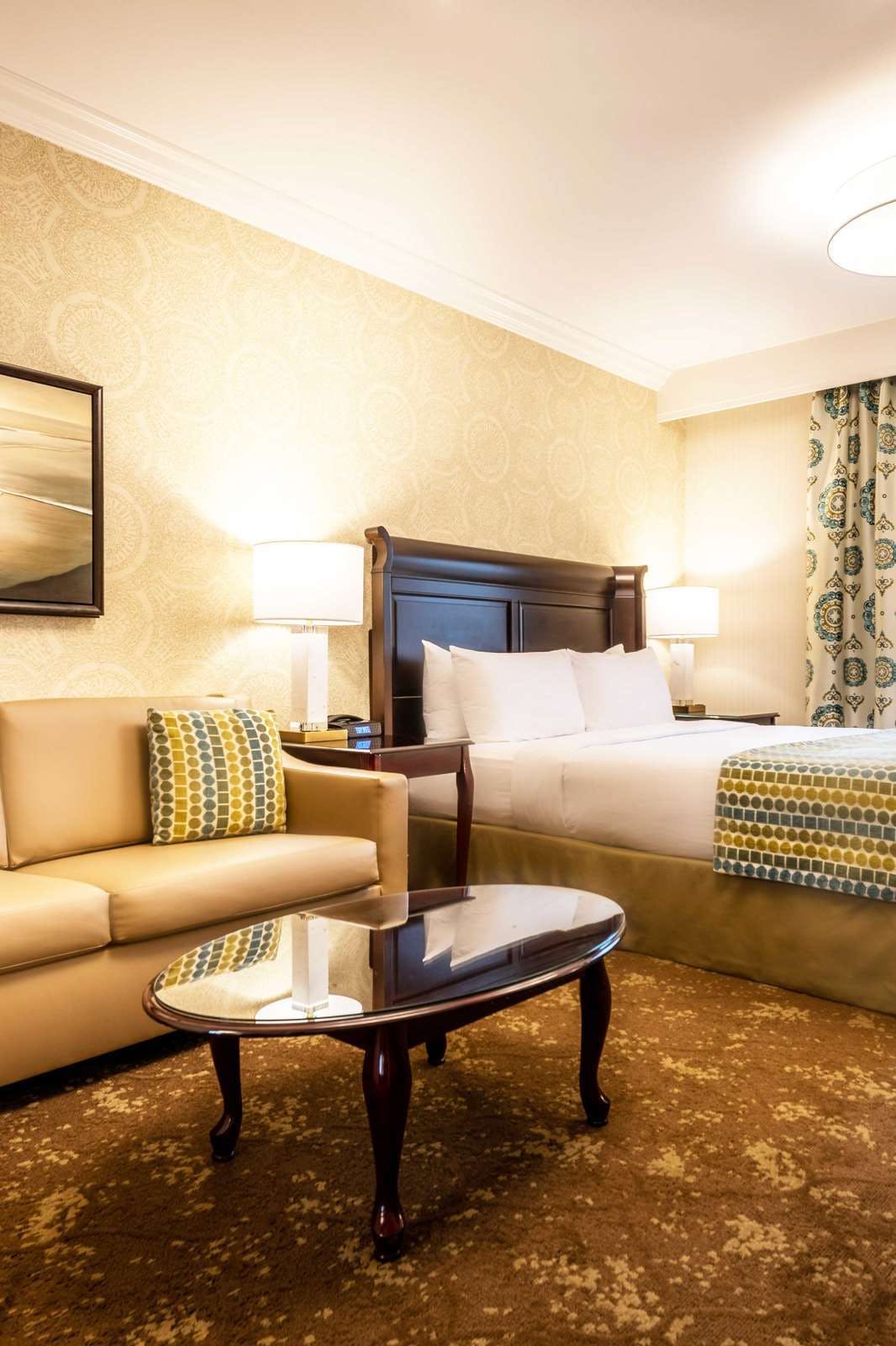 Studio King Size Bed