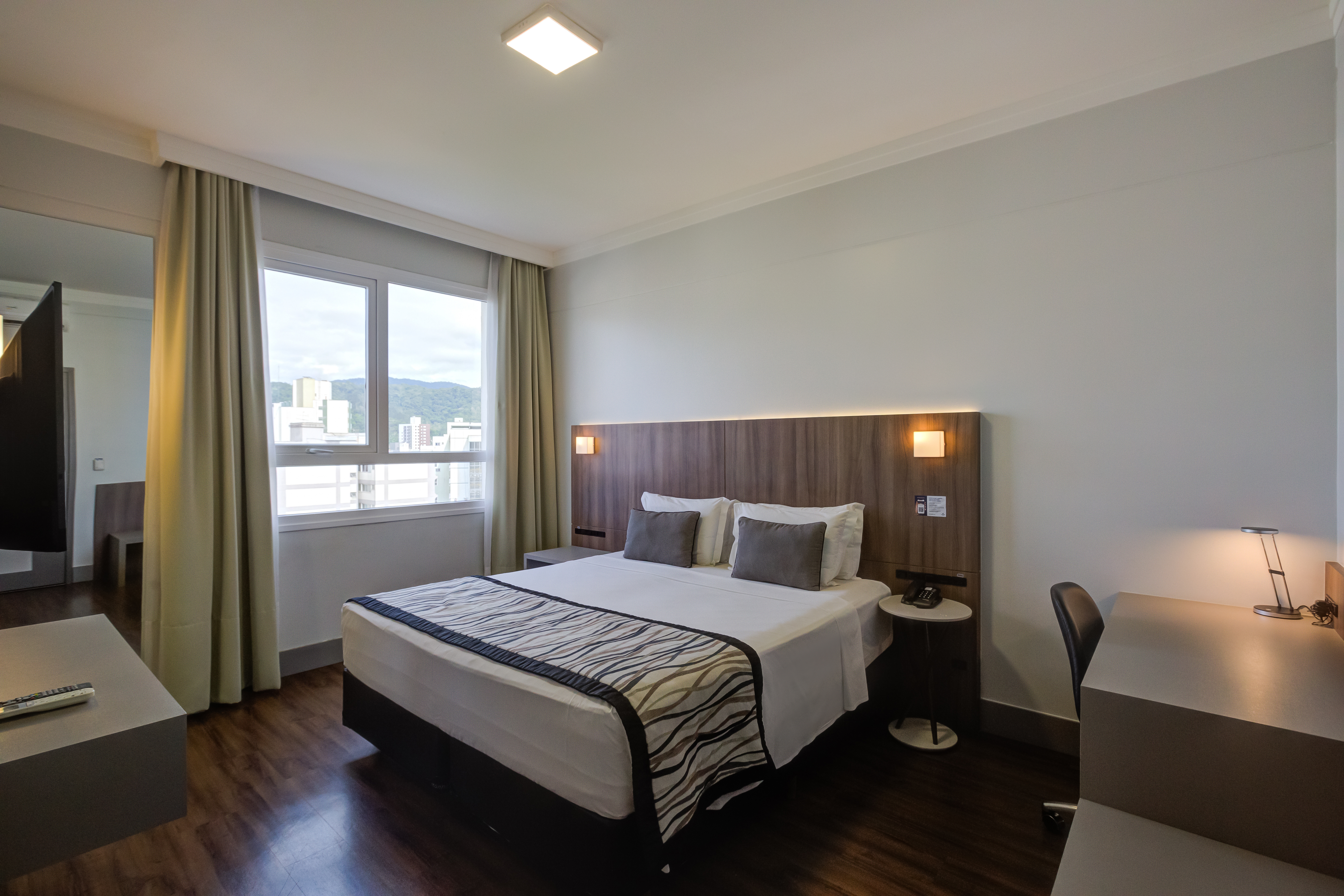 Single Deluxe Superior