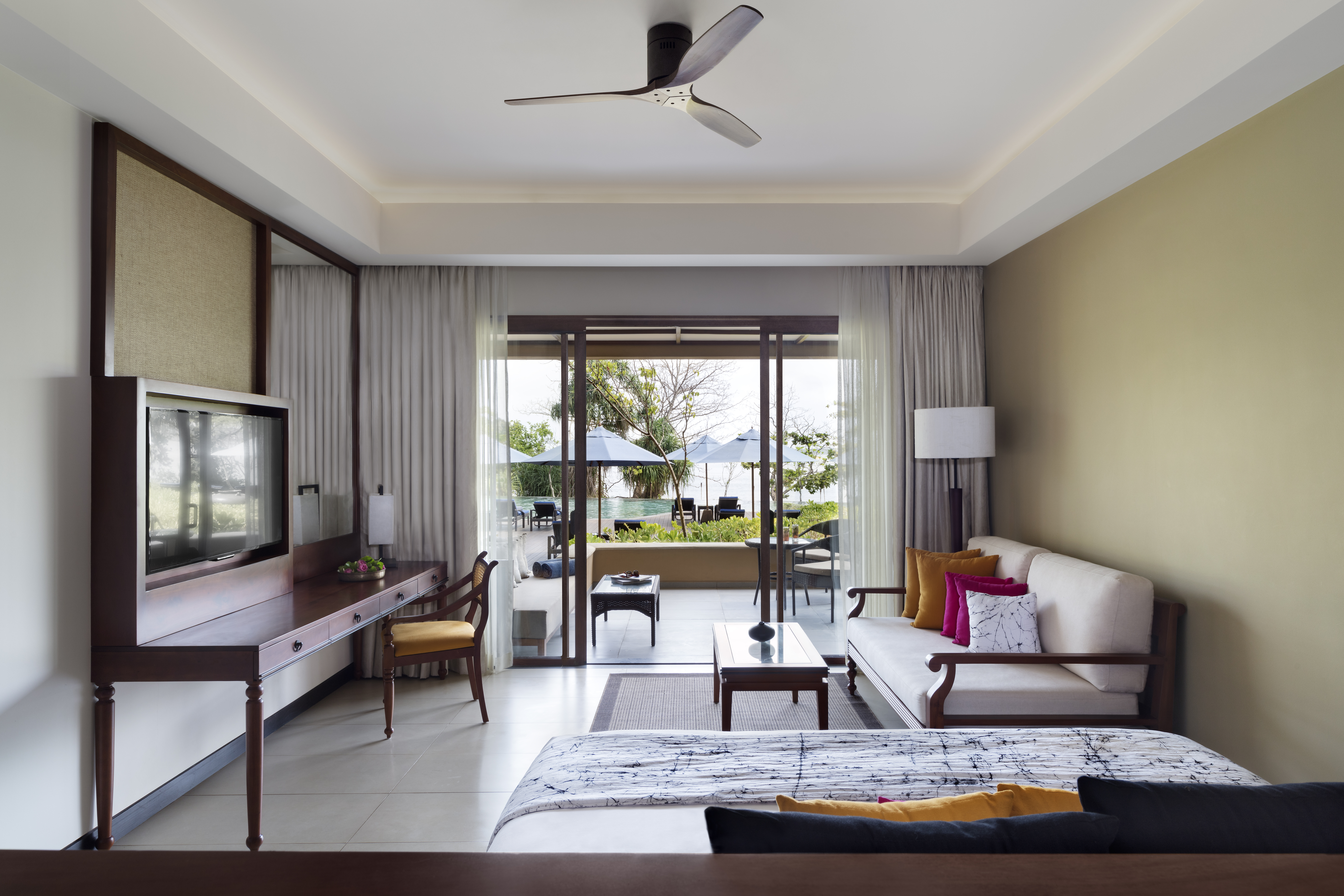 Double Deluxe Pool View