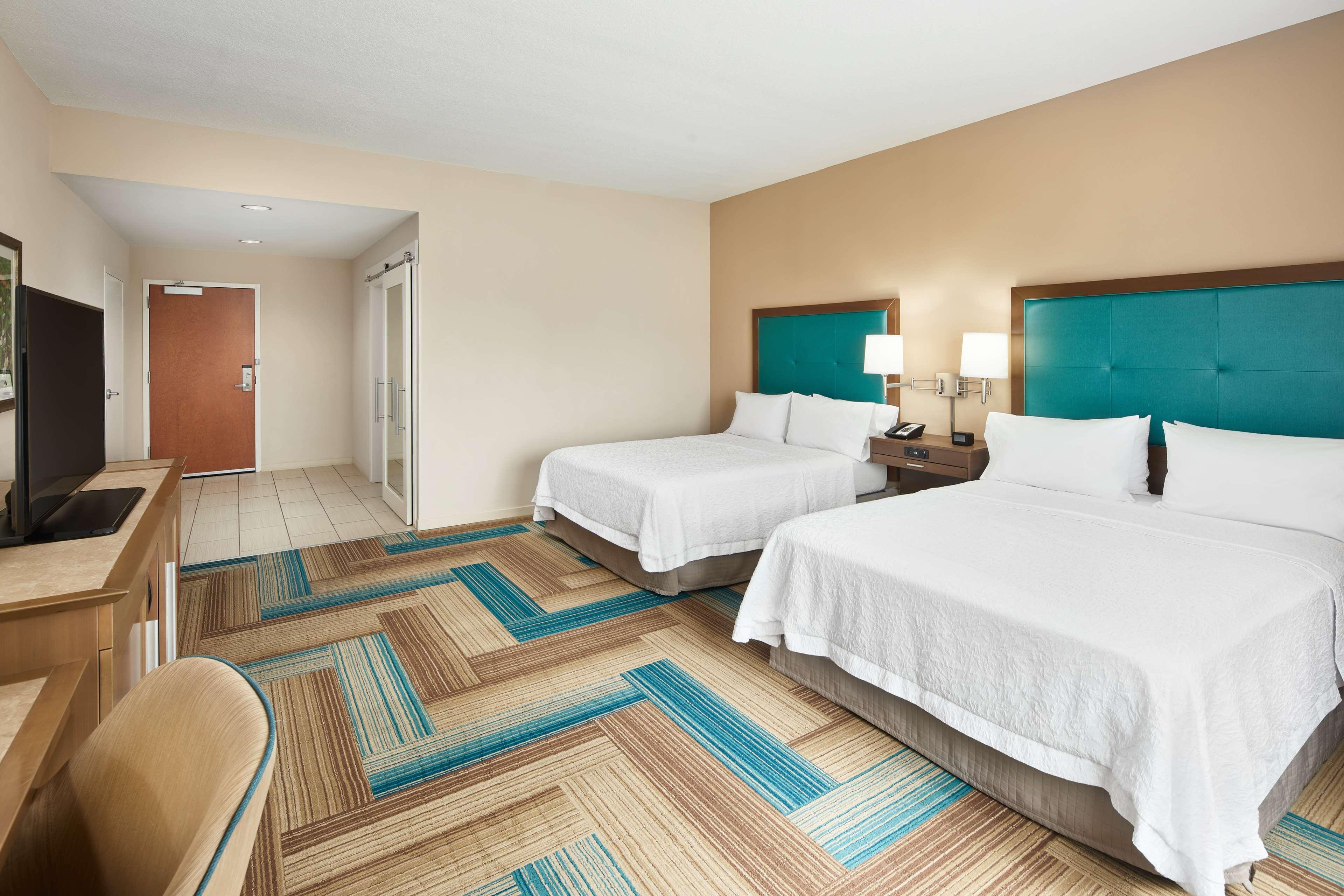 Double Two Queen Beds Non Smoking