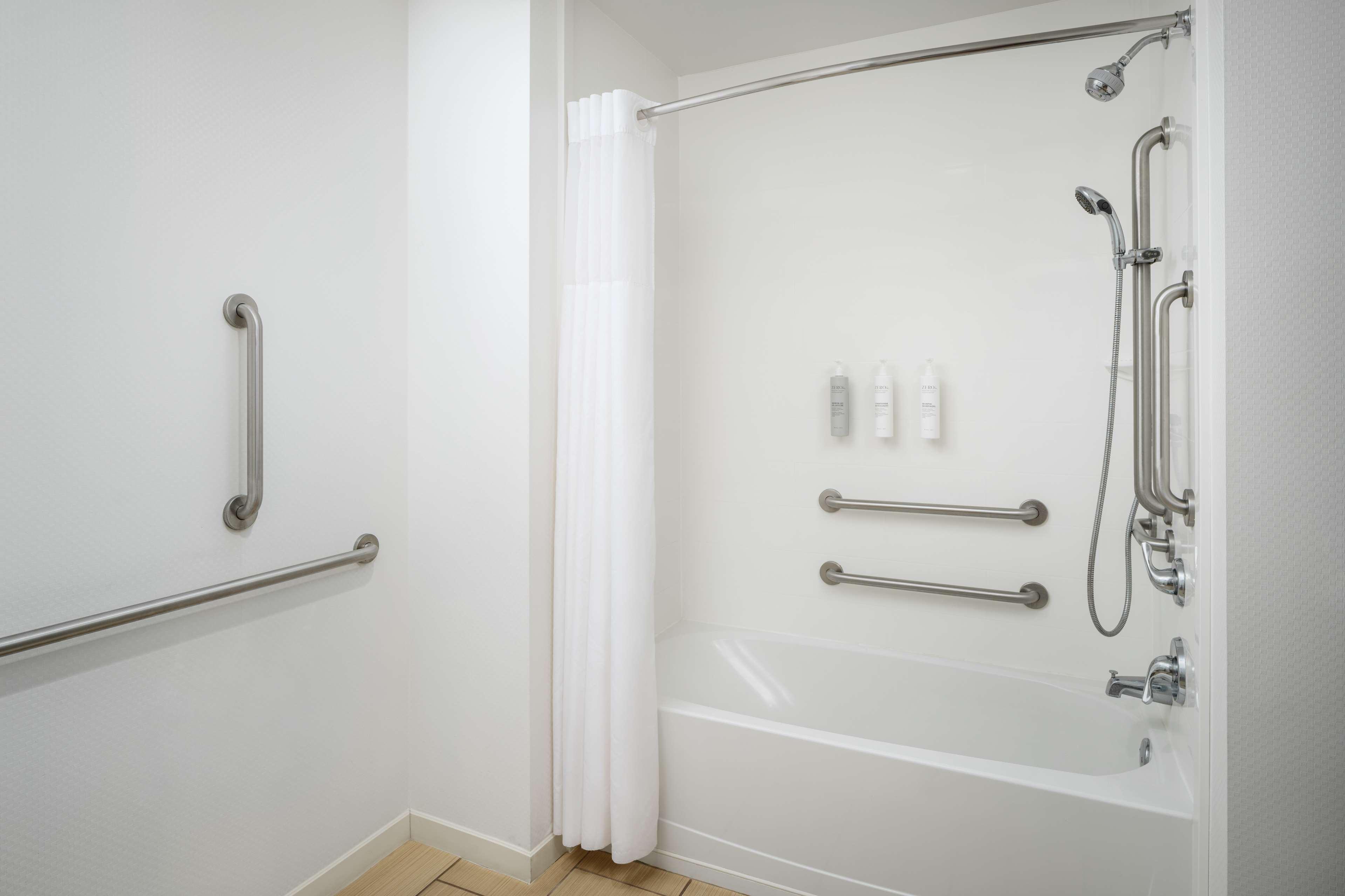 Double Two Queen Beds Non Smoking