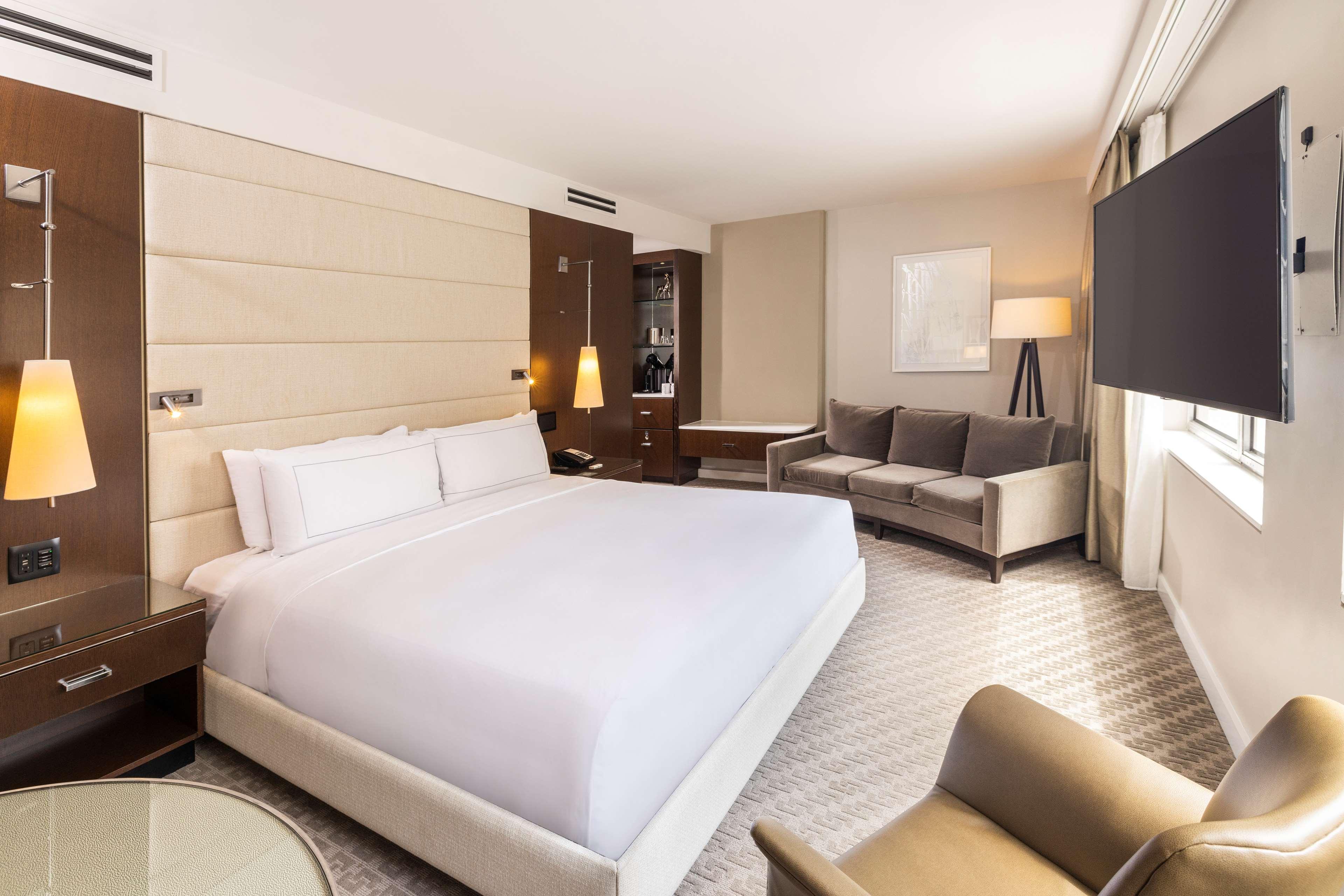 Junior Suite King Size Bed