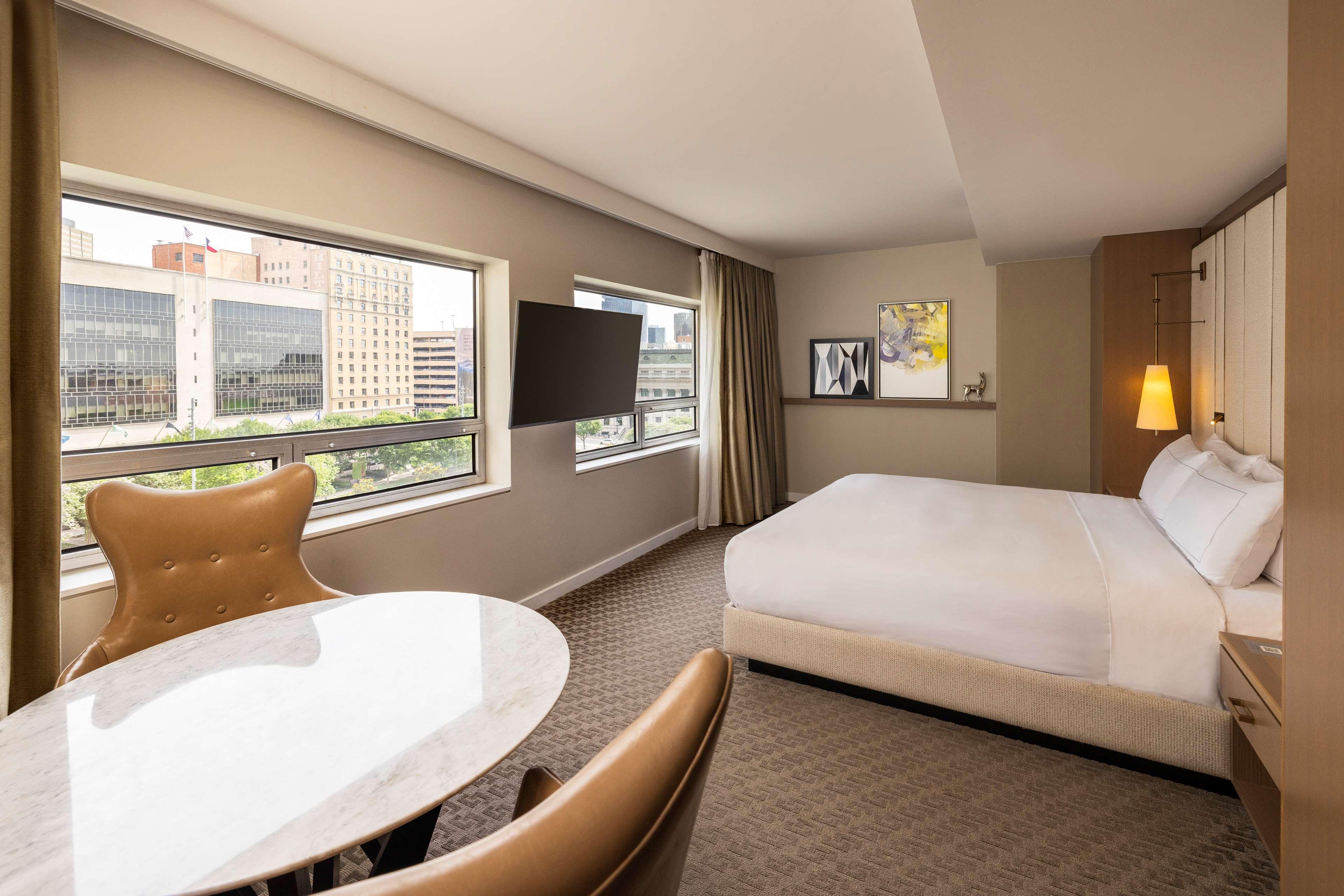 Junior Suite King Size Bed