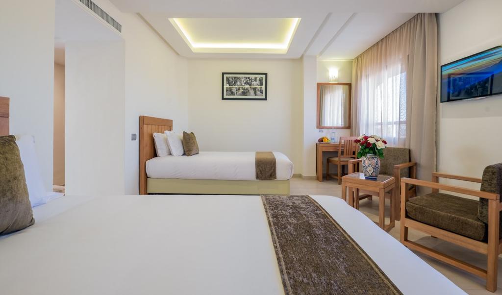 Junior Suite King Size Bed