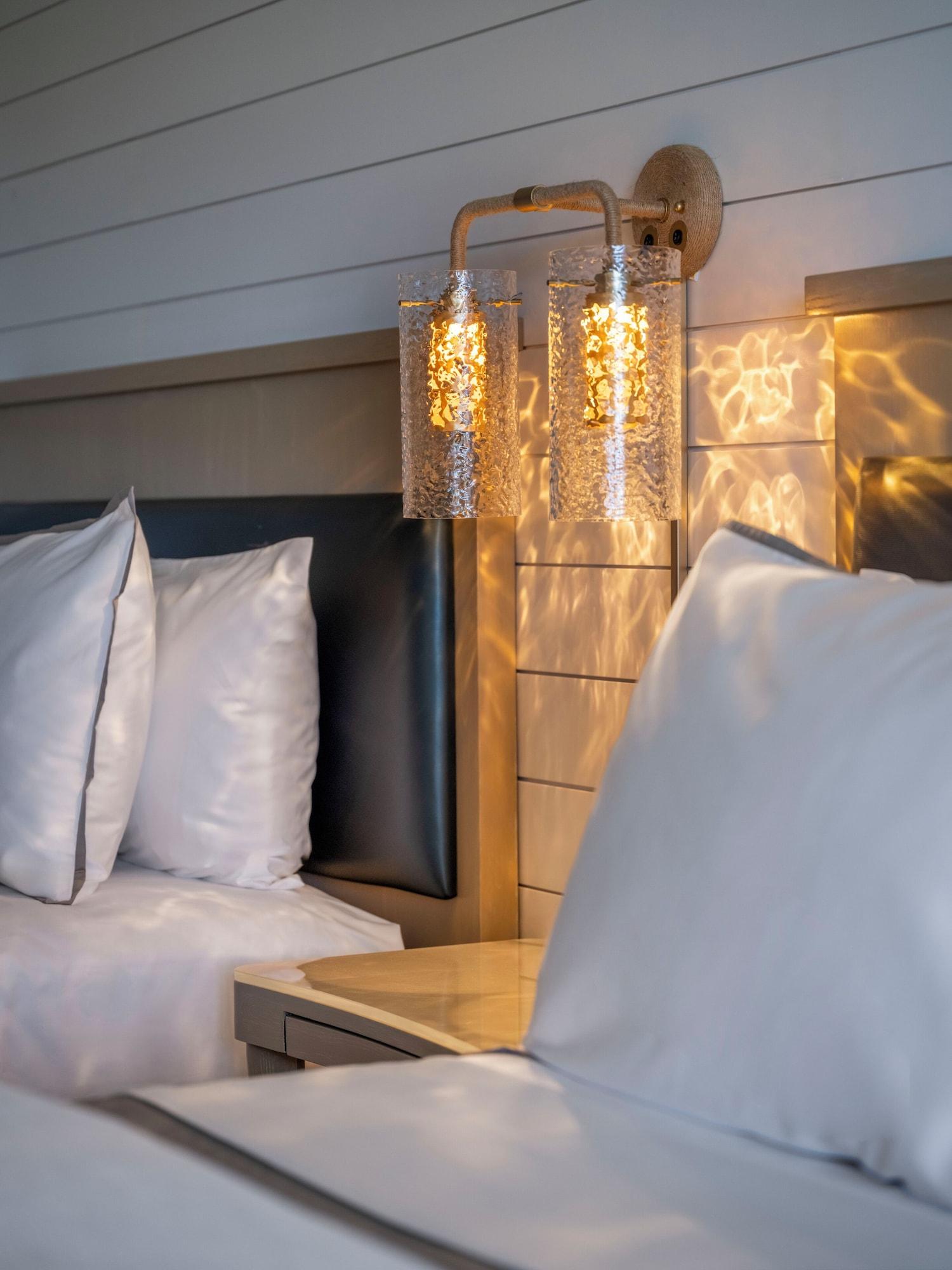 Double Two Queen Beds