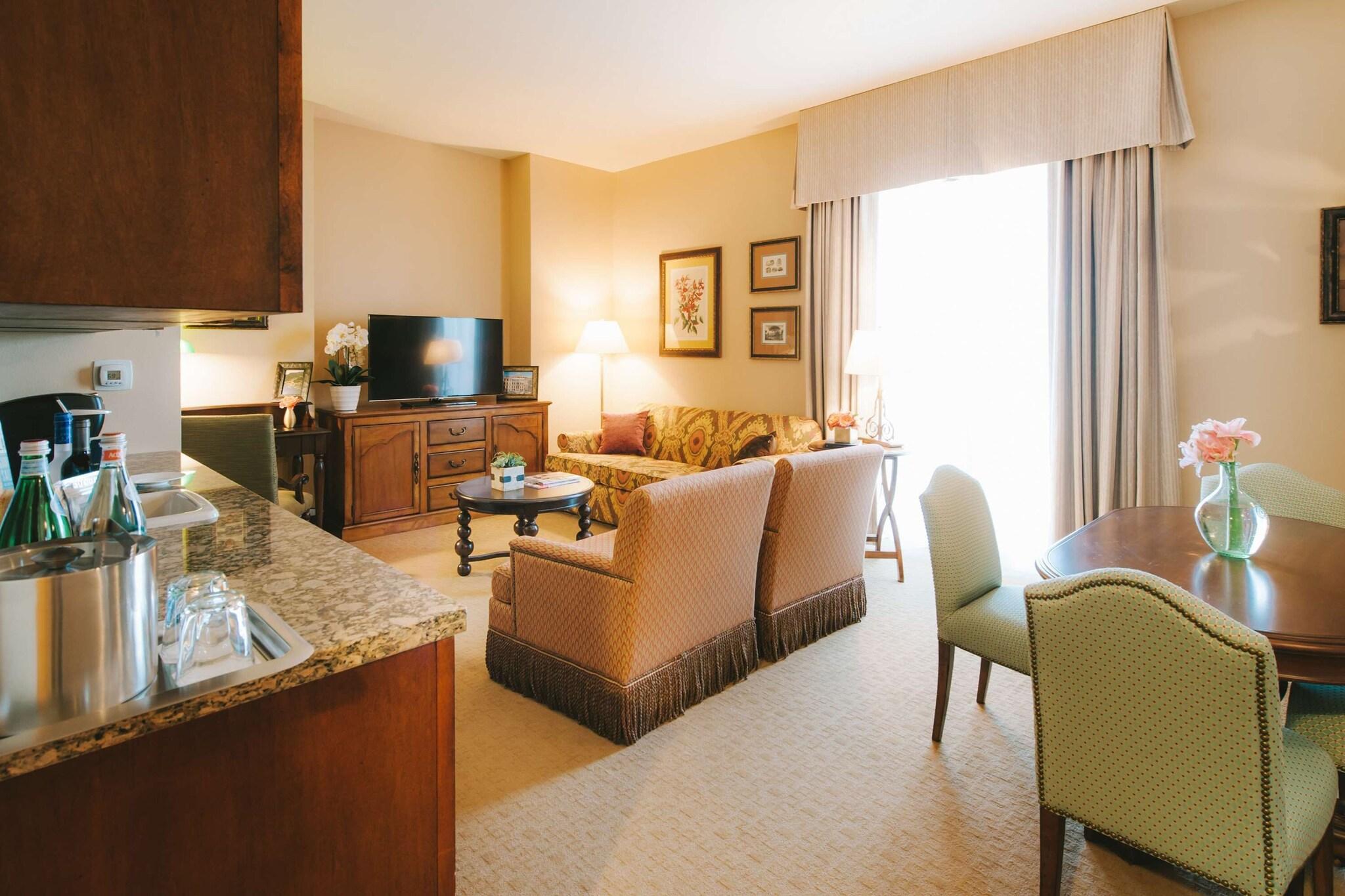 Suite King Bed One Bedroom 