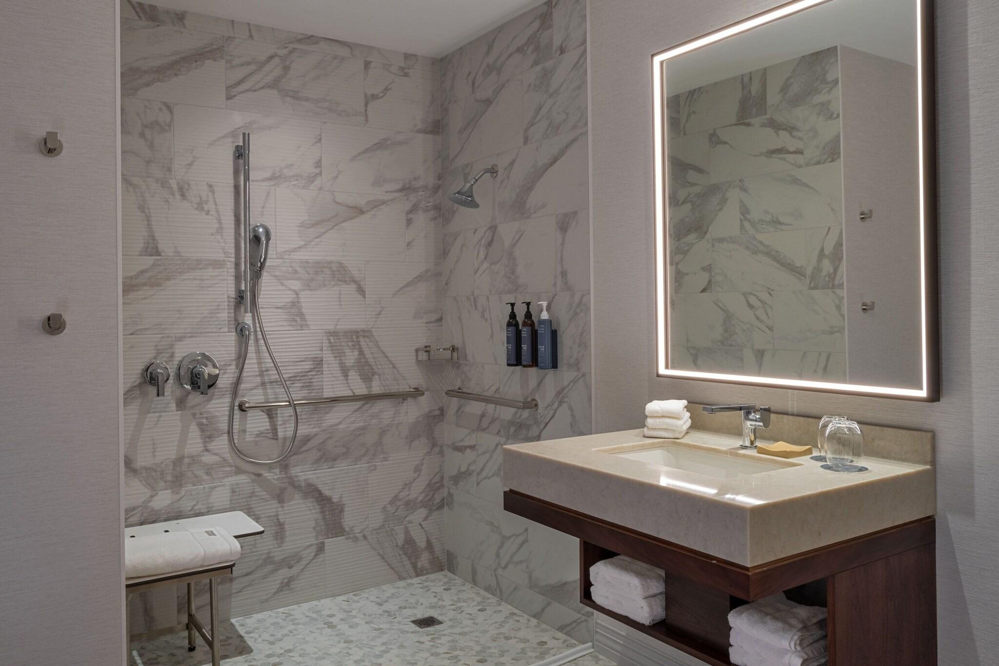 Suite Premium King Bed