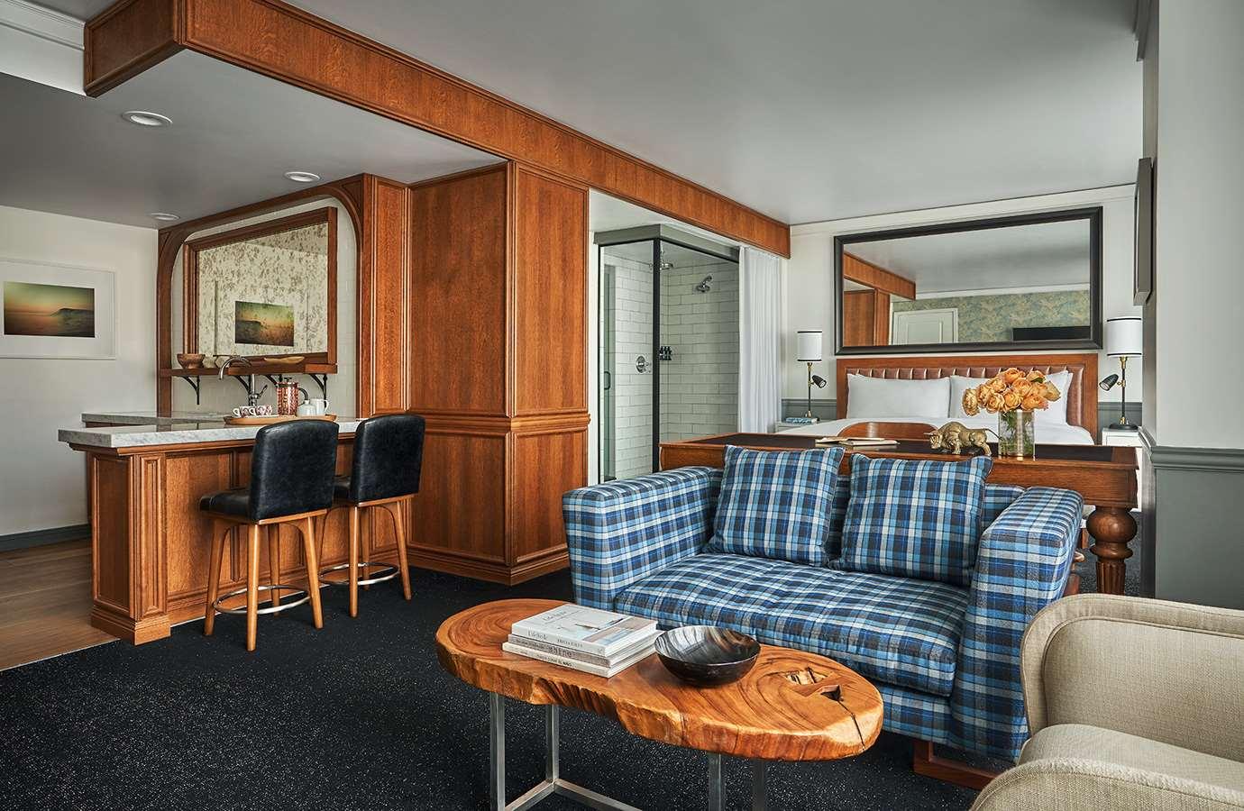 Suite Two Bedrooms