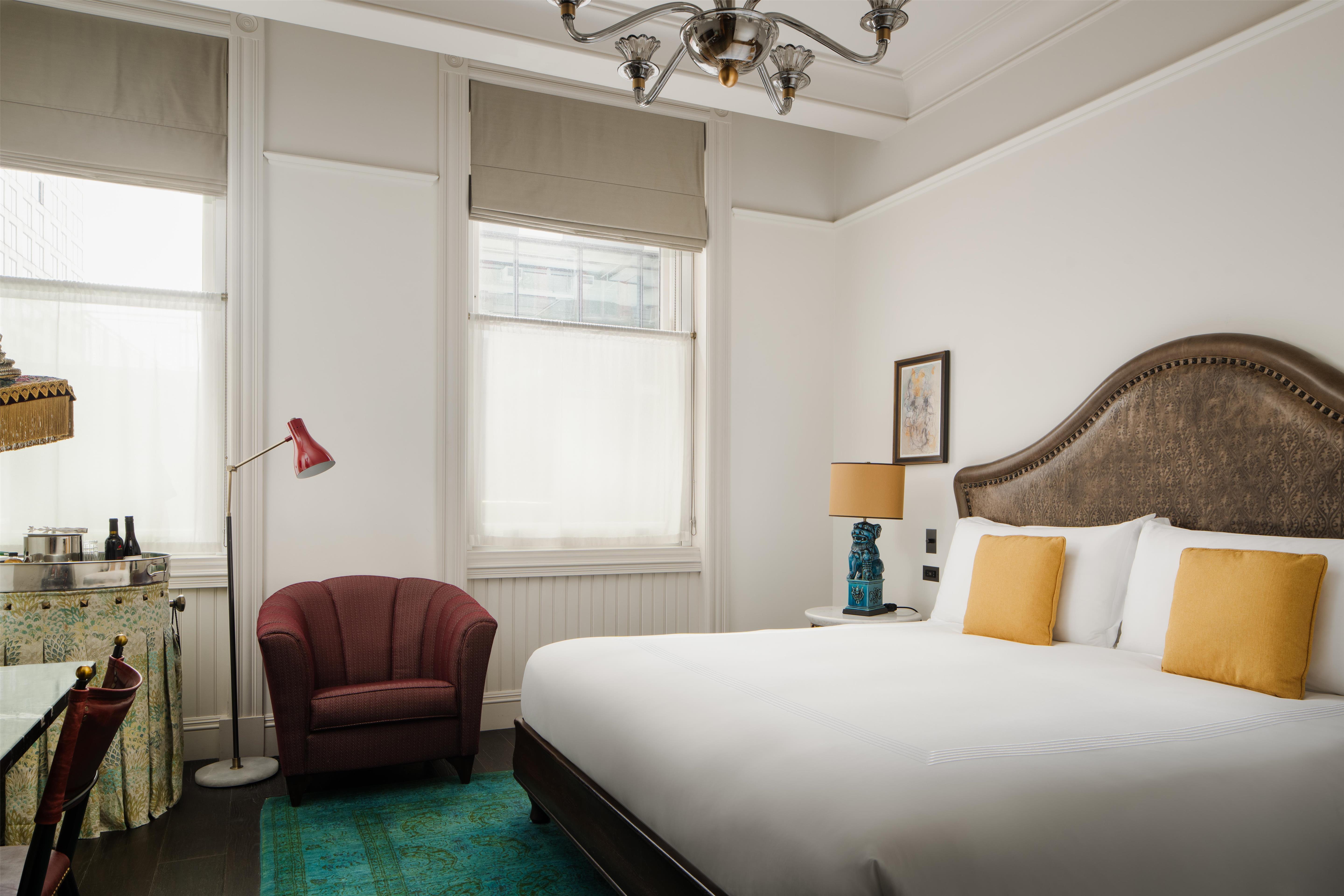 Double Deluxe King Bed