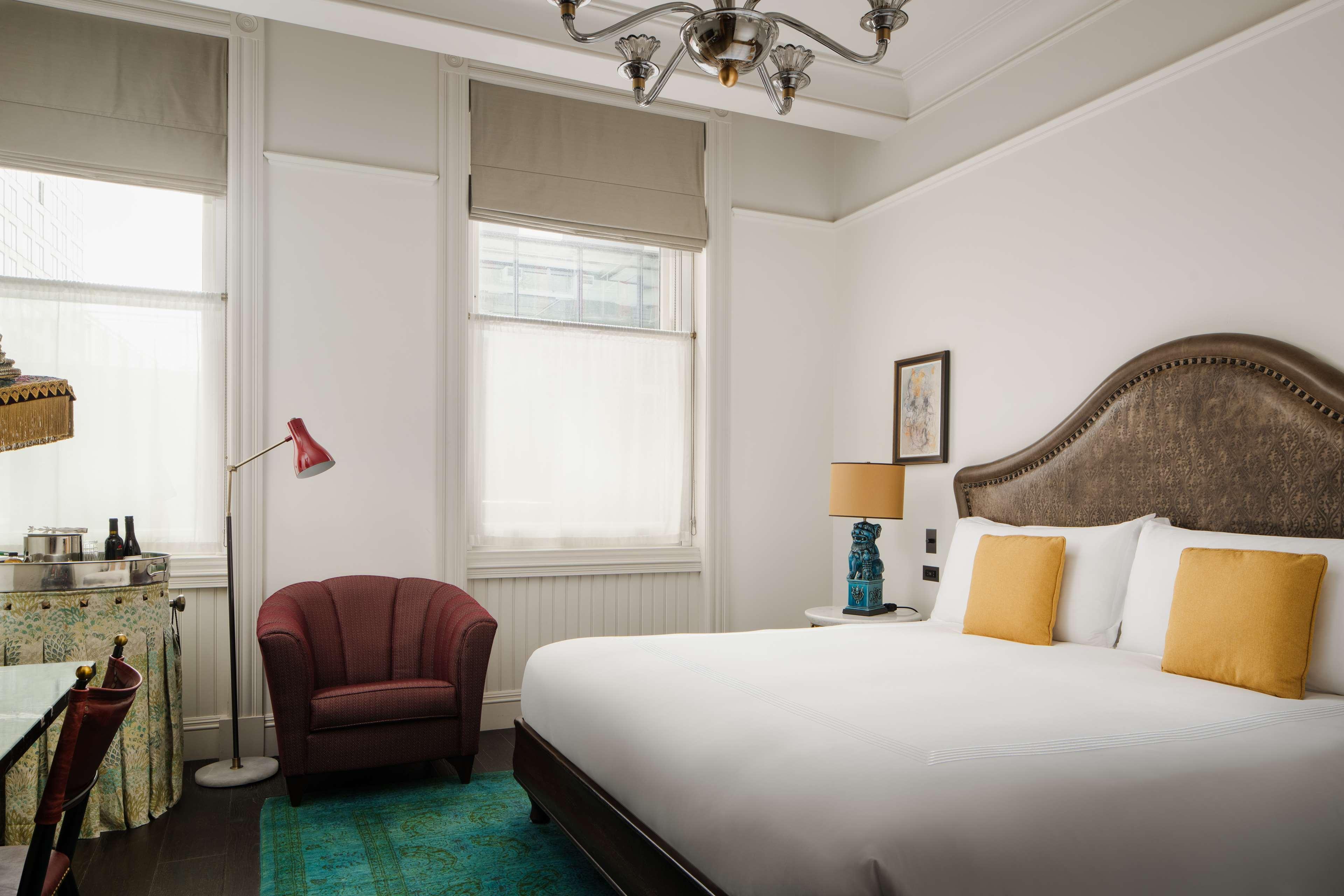 Room Deluxe King Bed