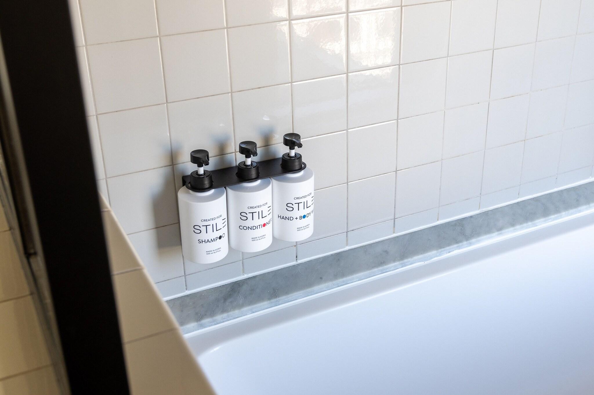 Double Premier King Bed