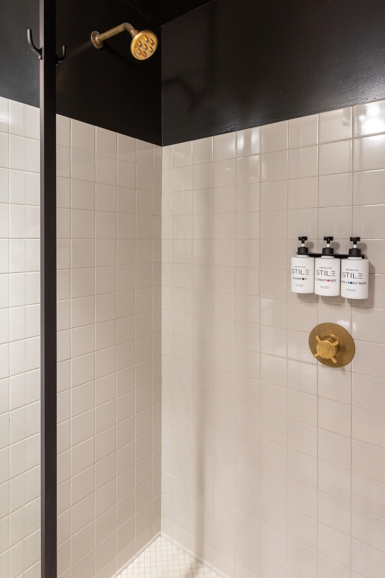 Double Classic King Bed