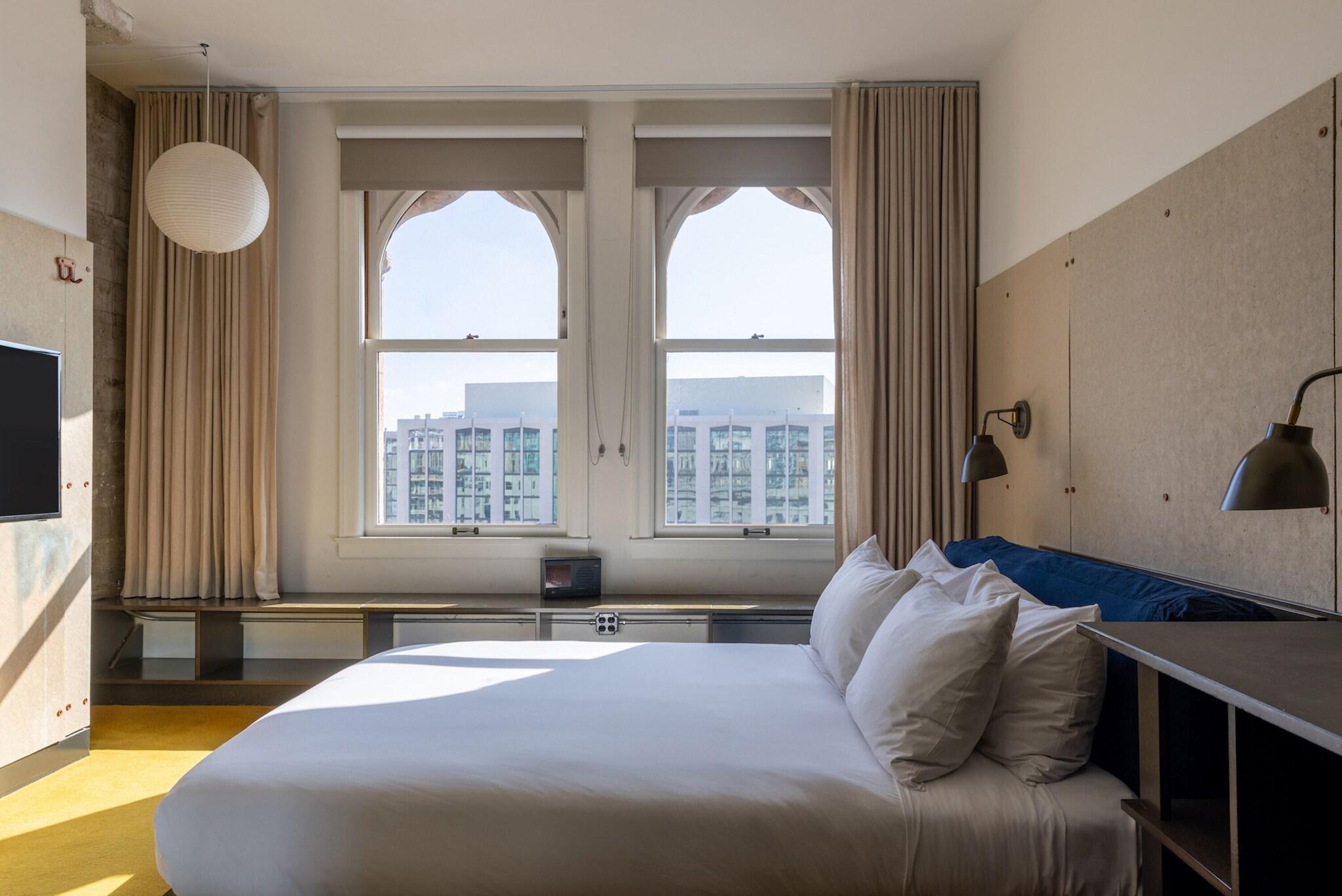 Double Queen Size Bed