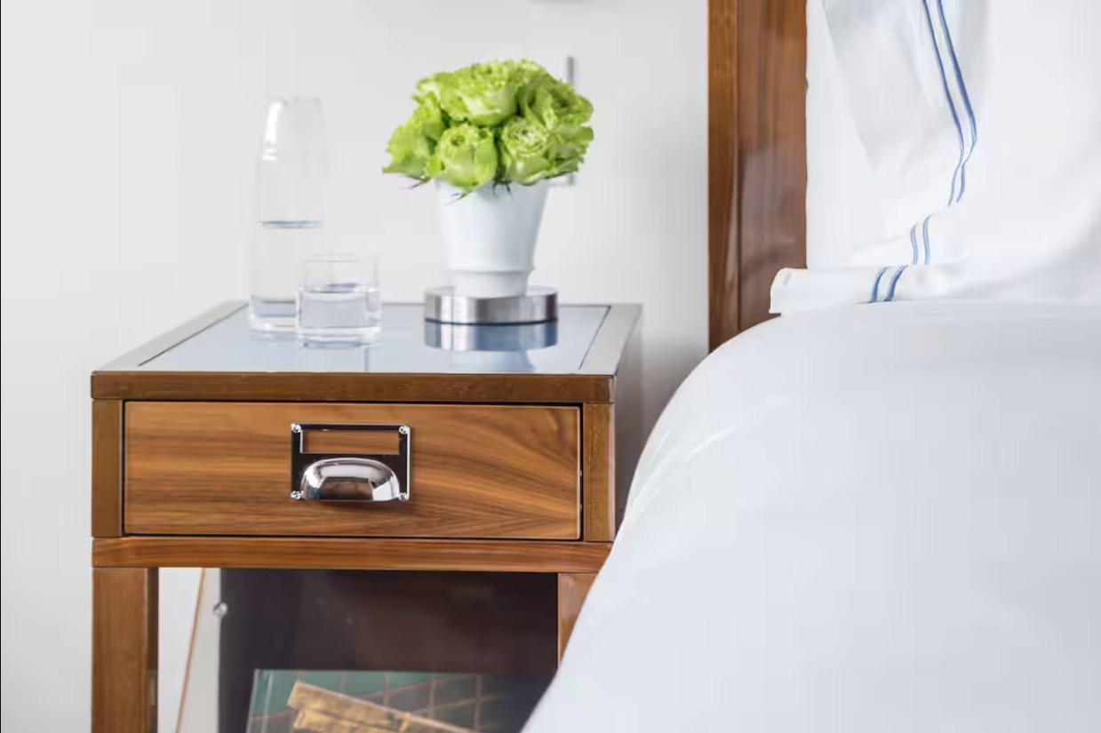 Double Deluxe King Bed