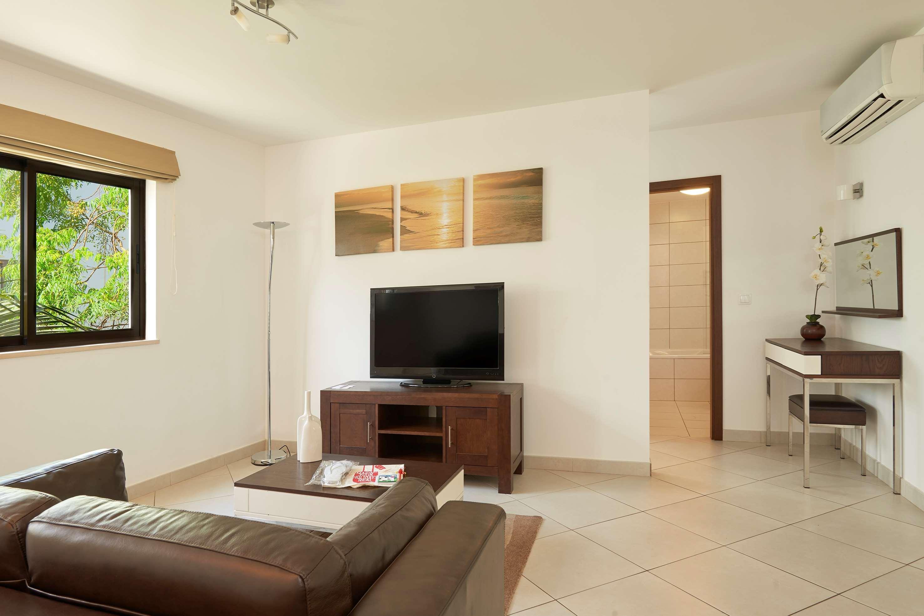 Family Room Standard