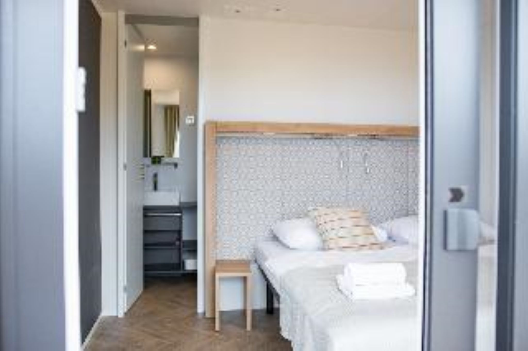 Mobile Home Two Bedrooms Two Bathrooms