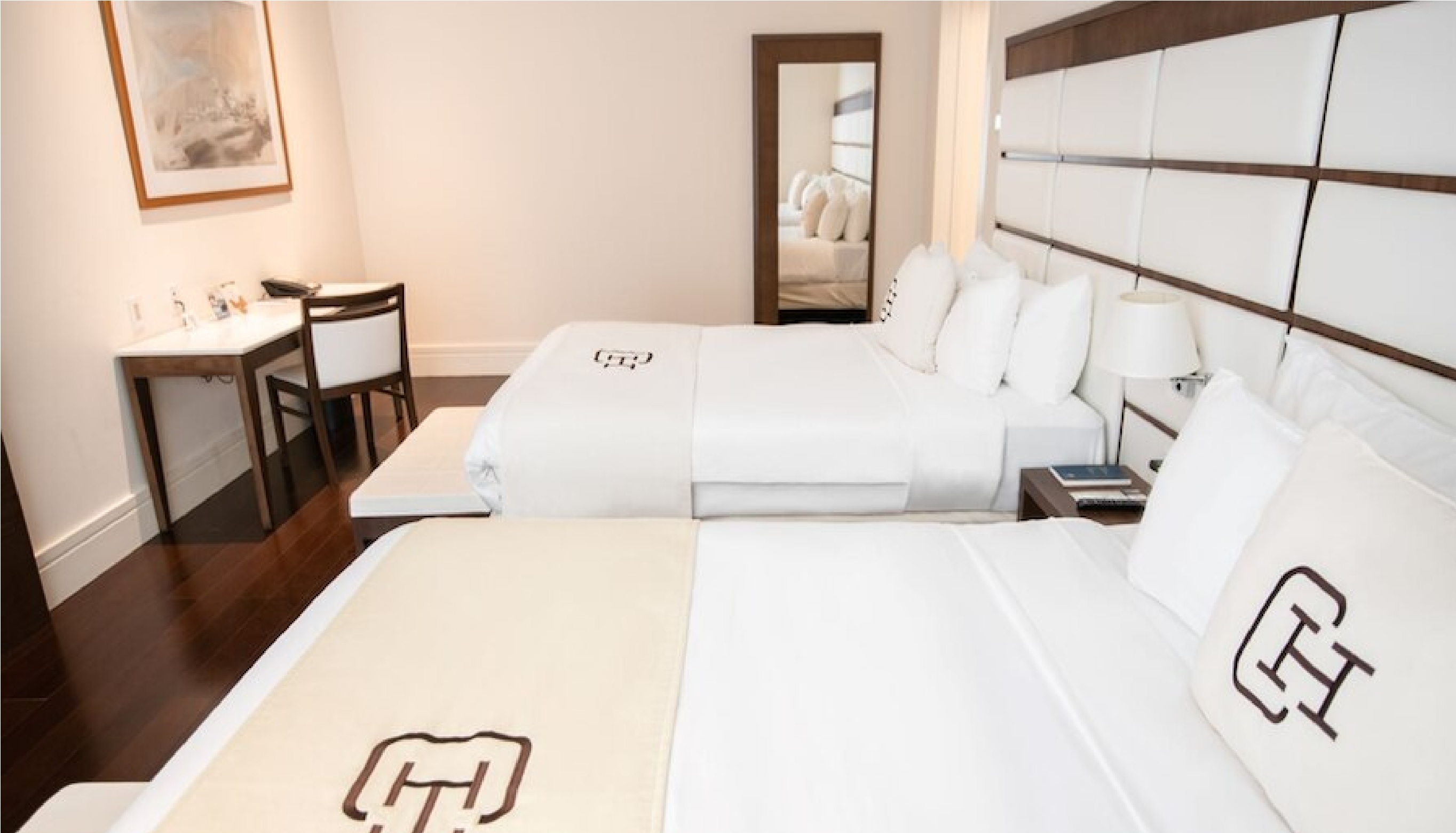 Family Room Two Queen Beds