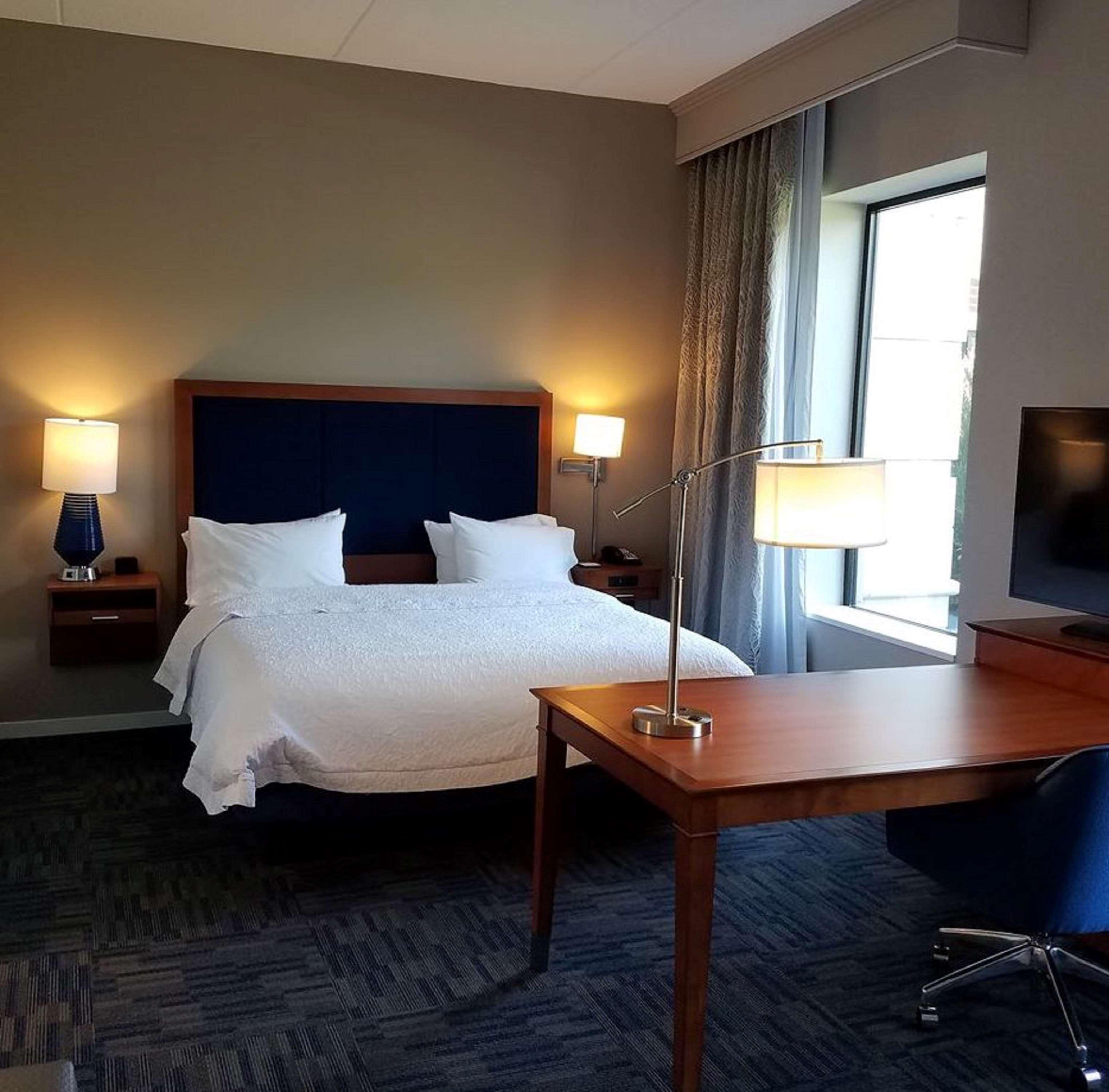 Double King Bed Non Smoking