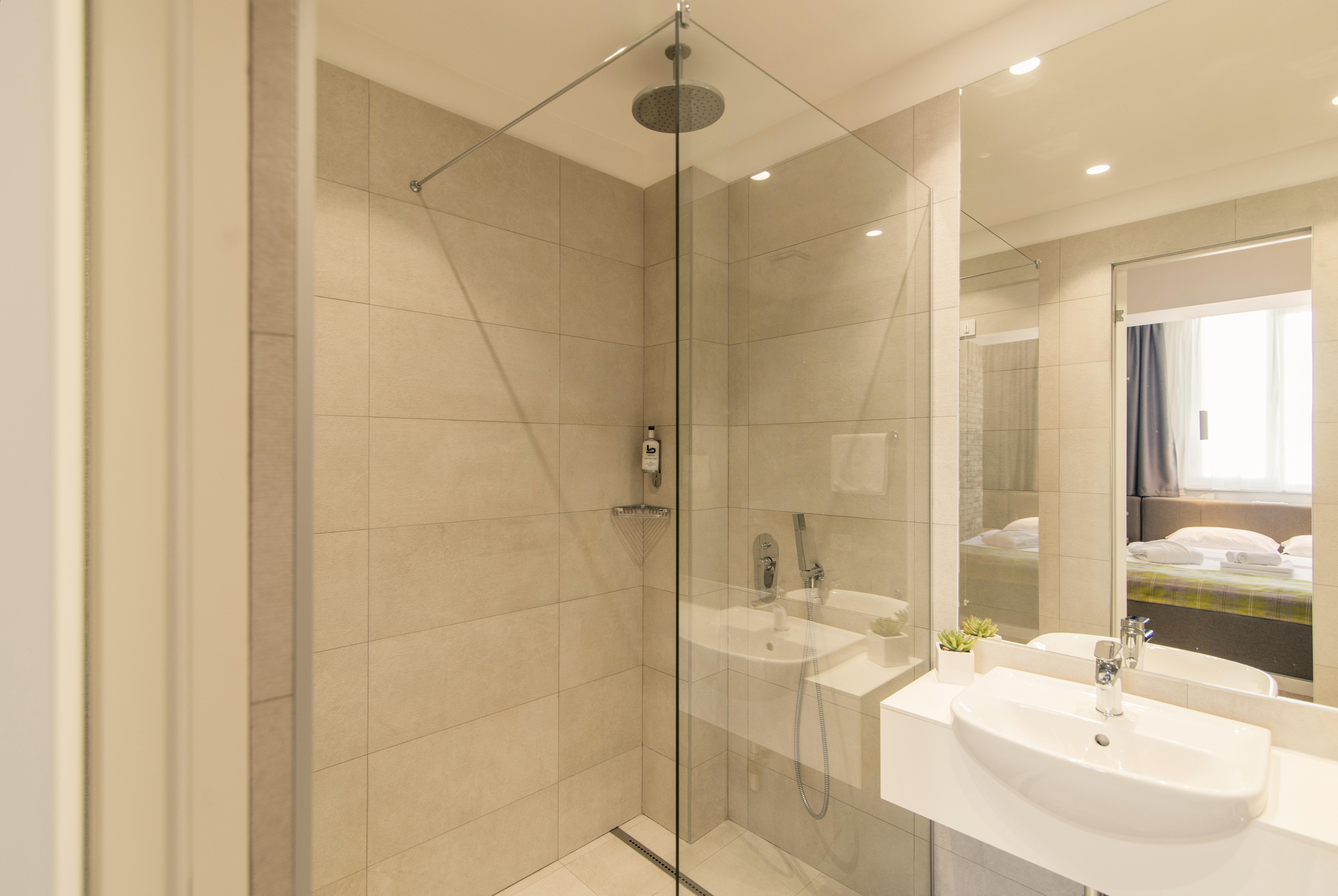 Double or Twin Superior