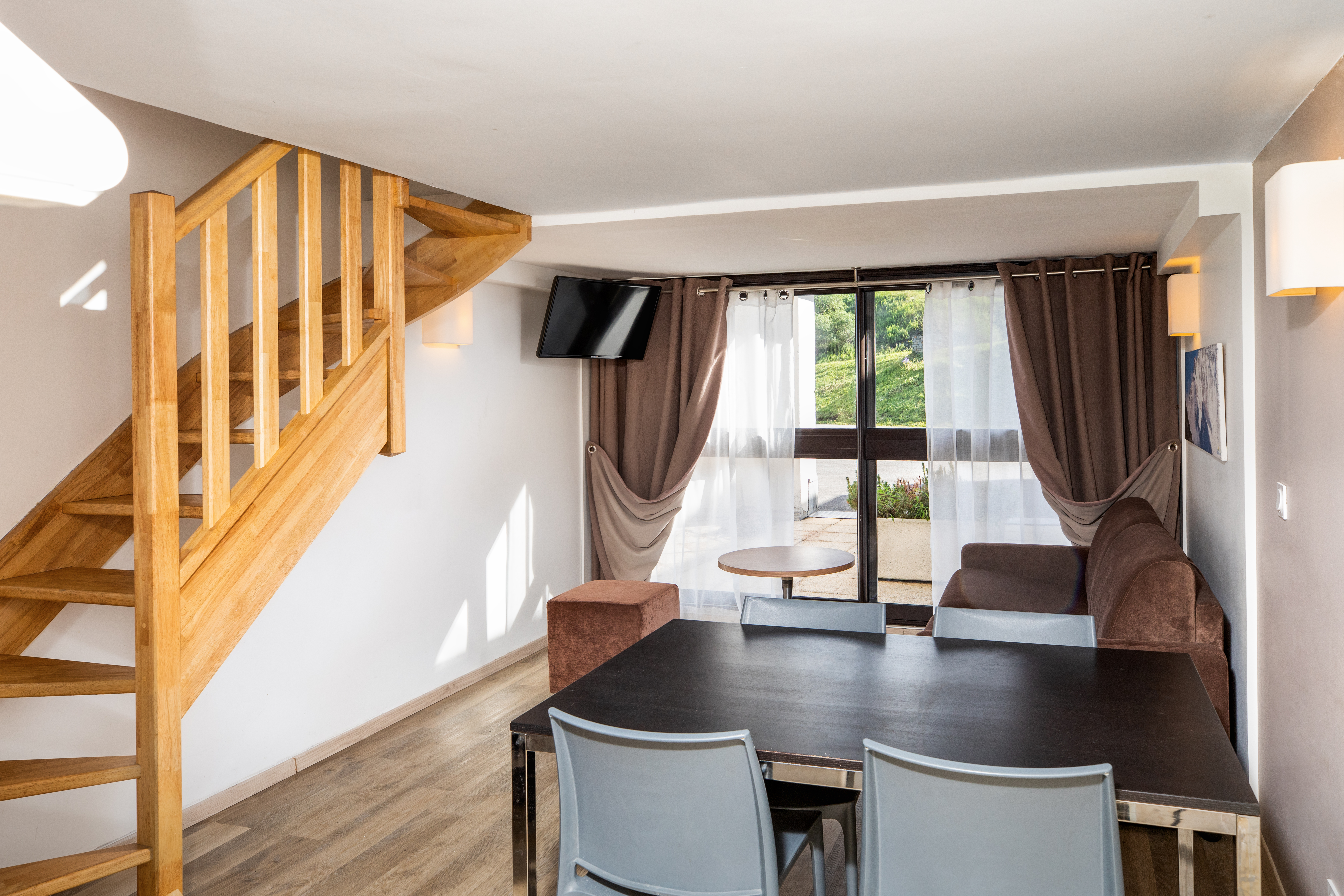 Apartment Capacity 7