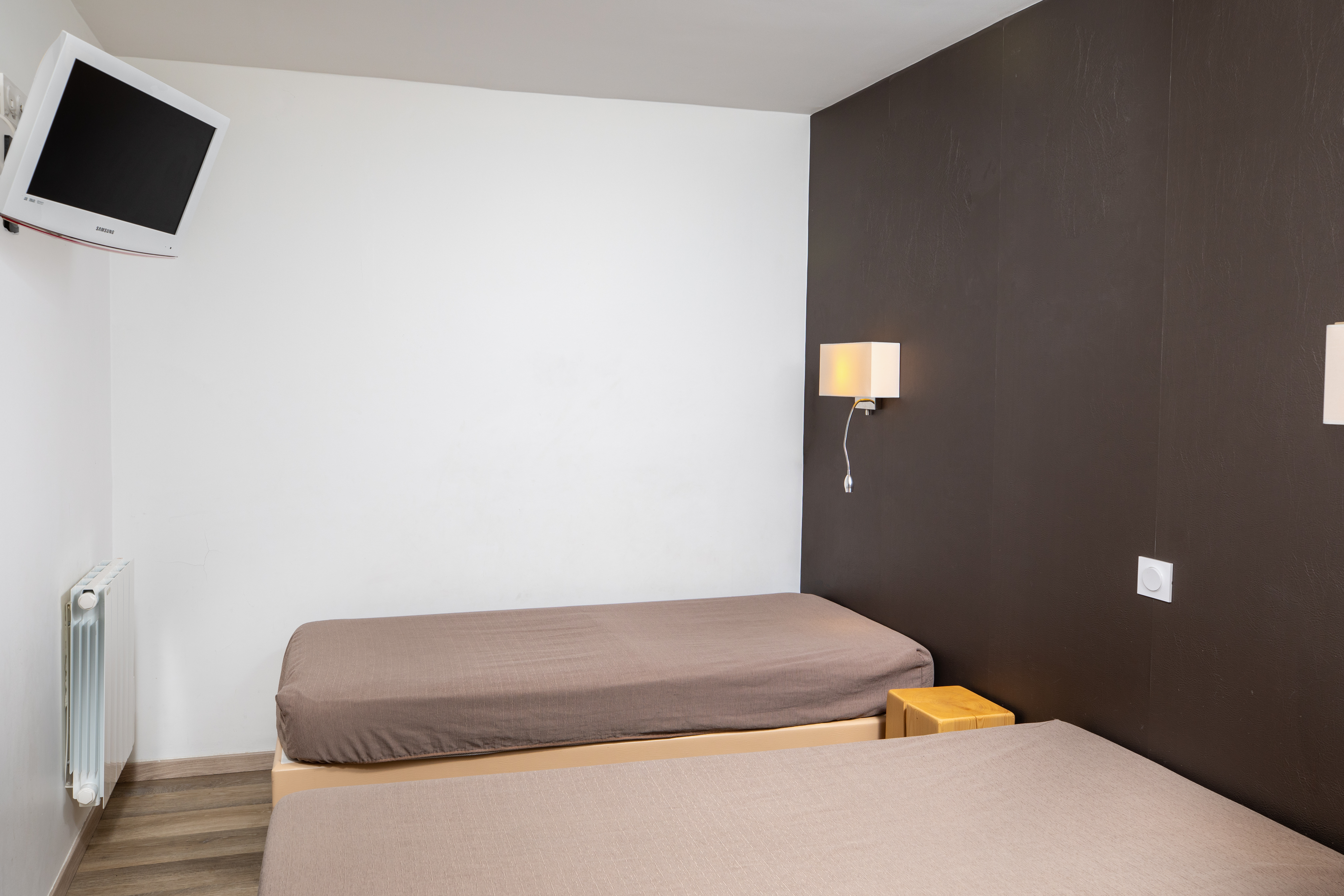 Apartment Capacity 4