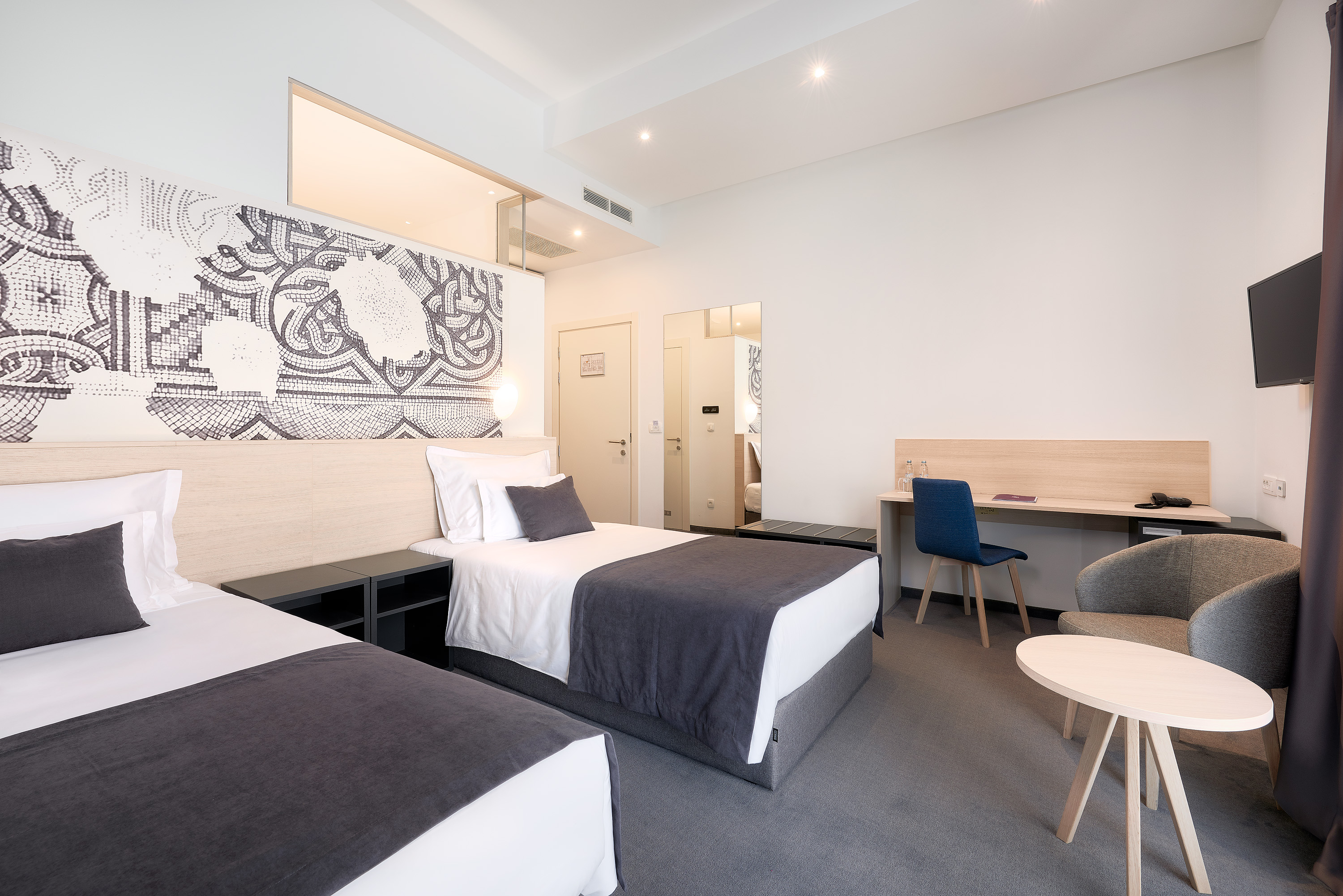 Double Single with Balcony