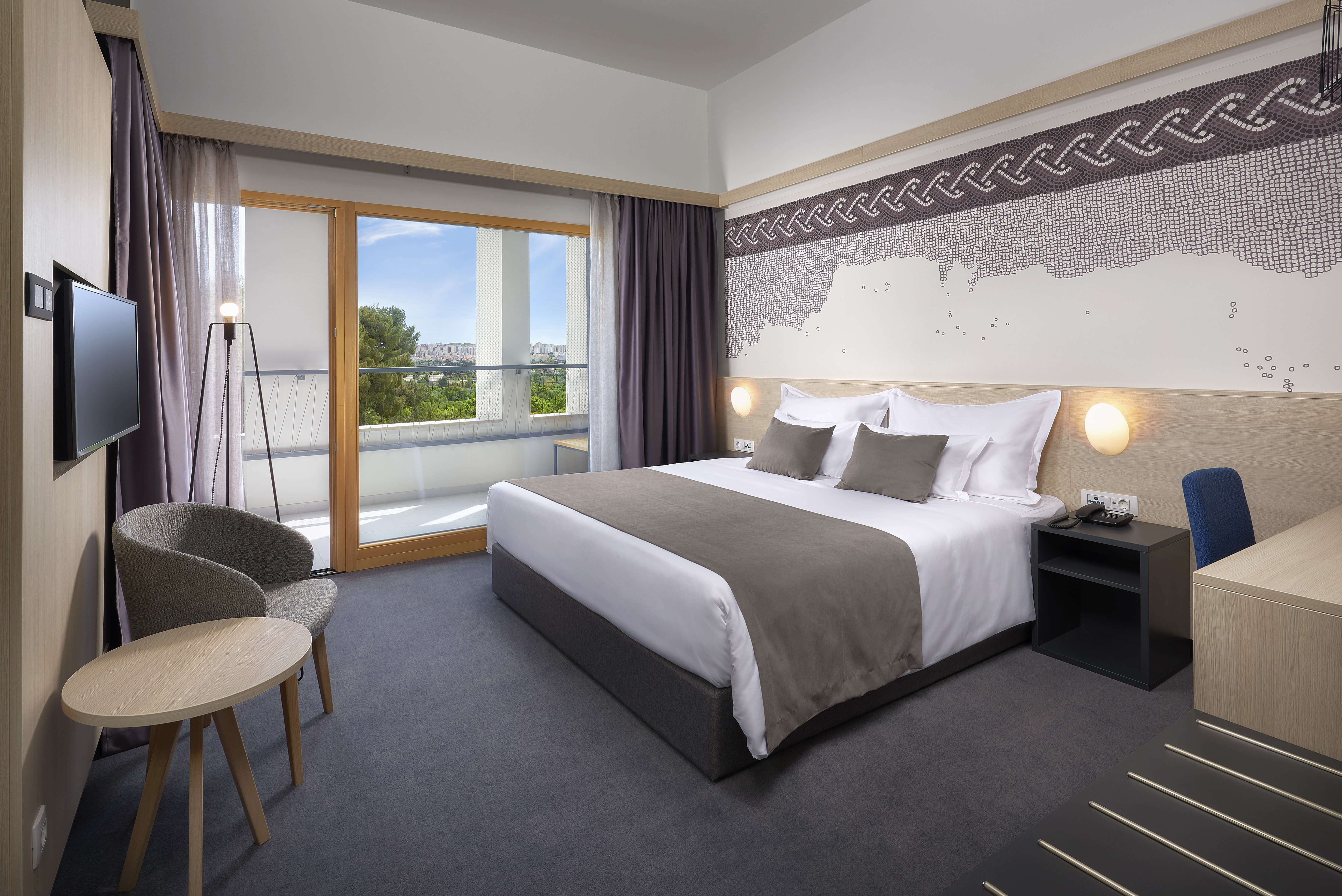 Double Single Deluxe with Balcony