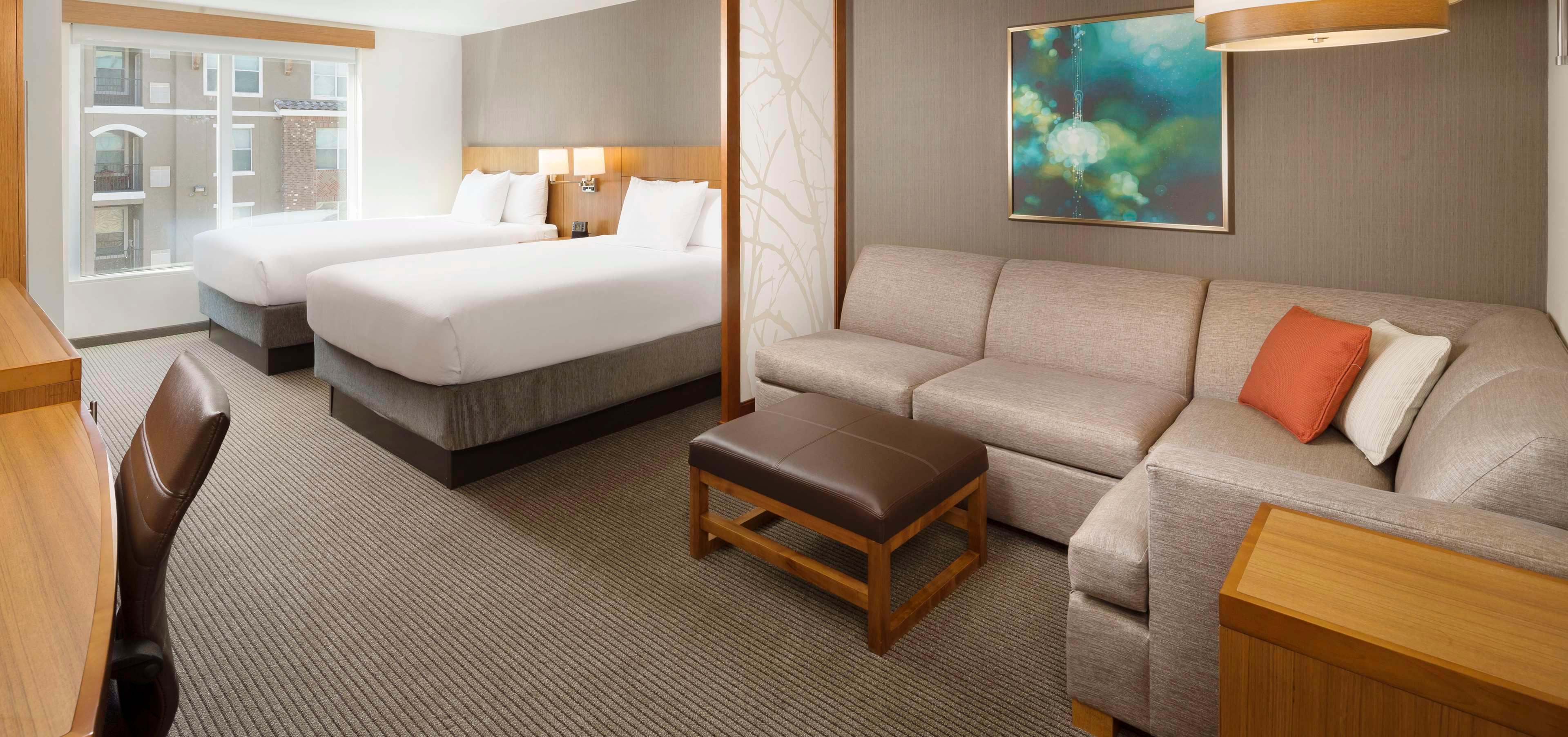 Double Queen Size Bed