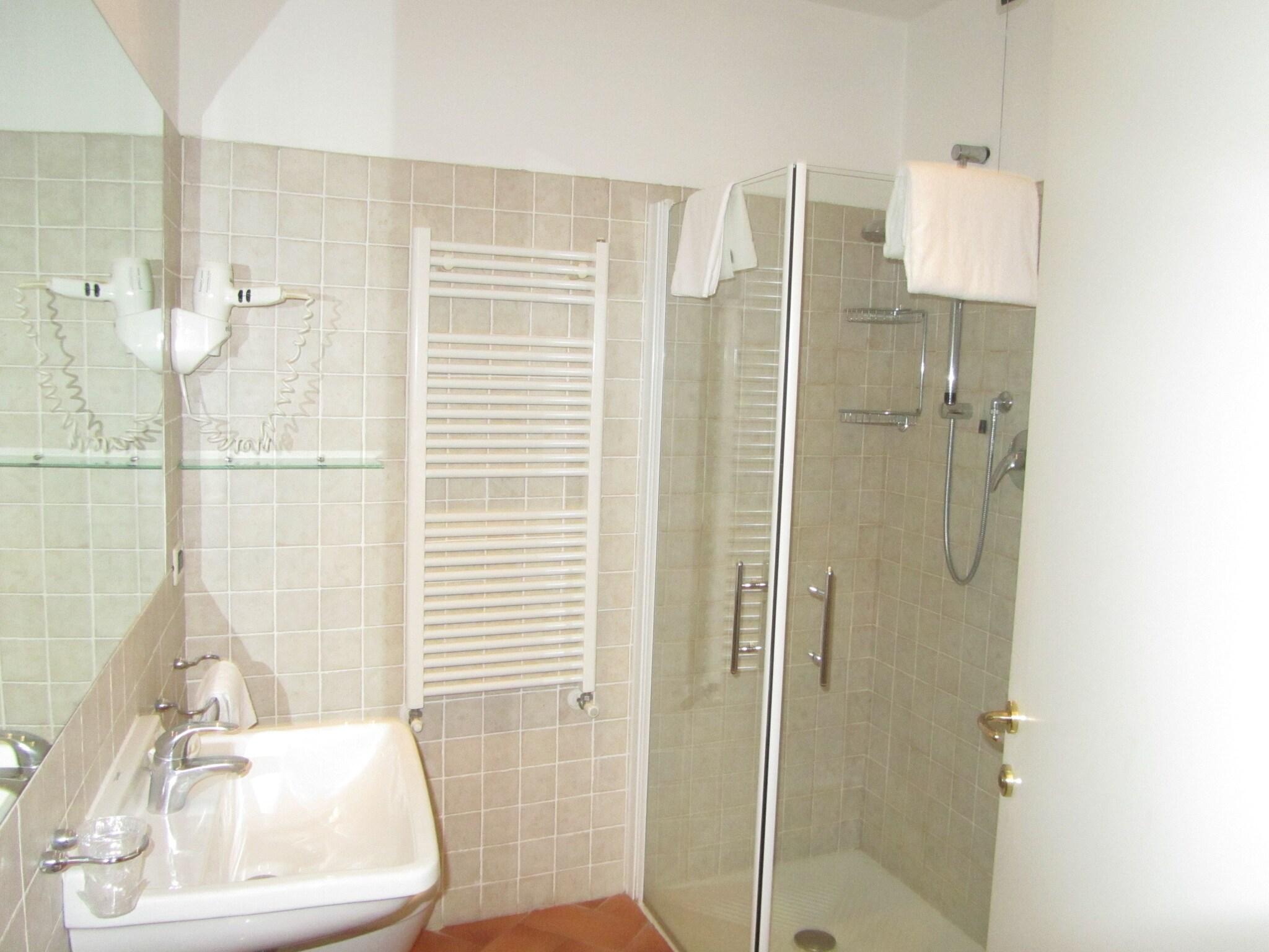 Double Classic Double Bed