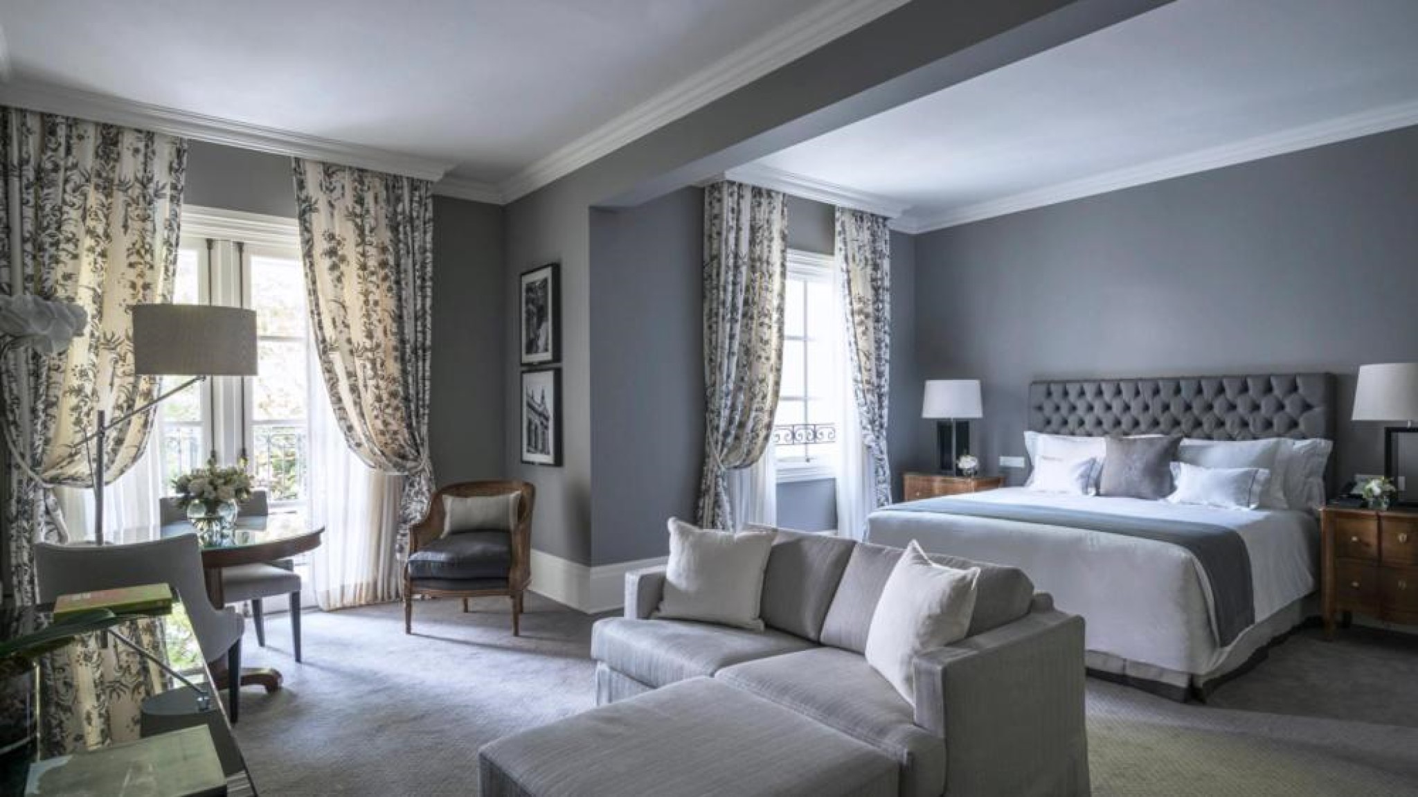 Junior Suite Deluxe with Balcony