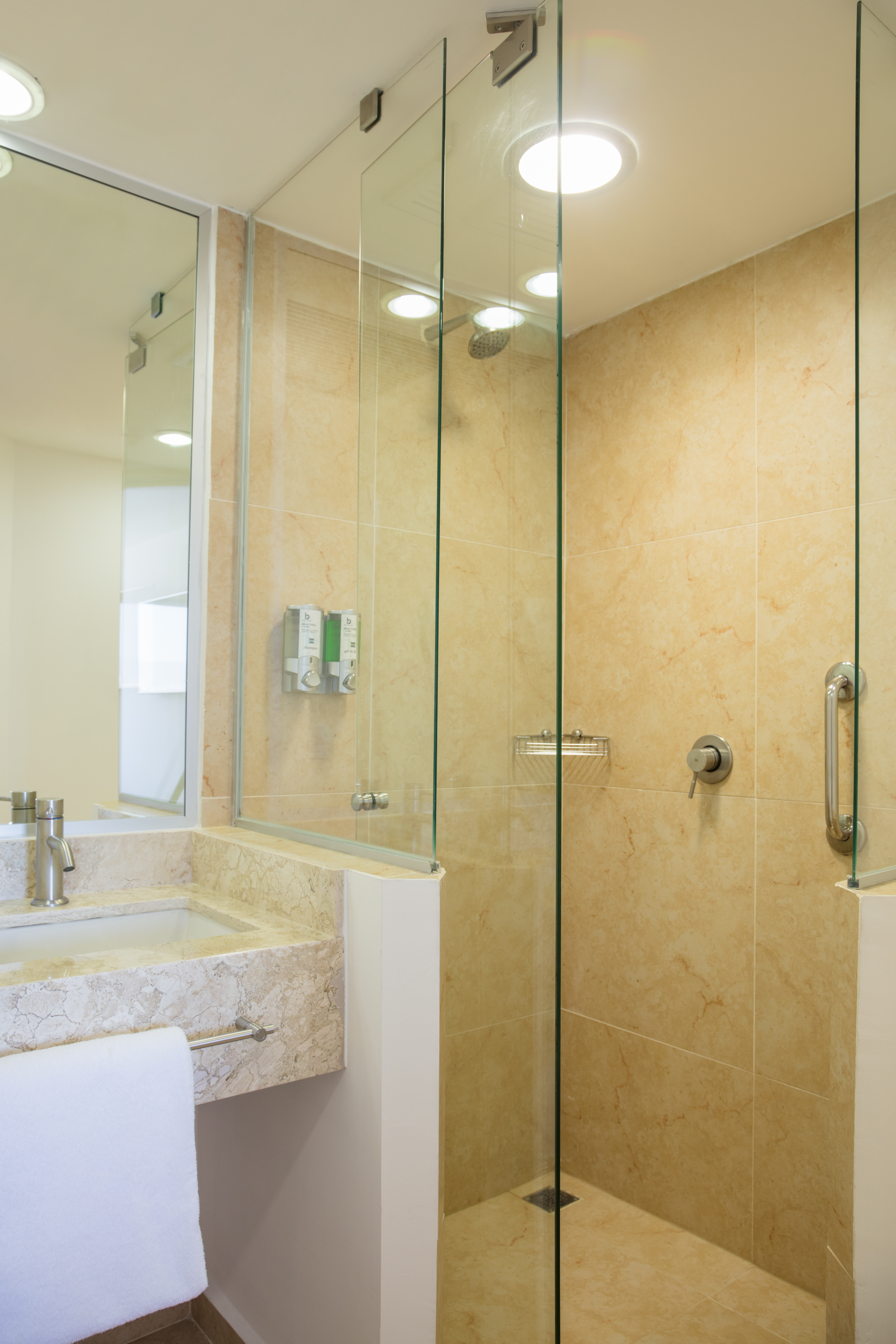 Room Superior Queen Bed