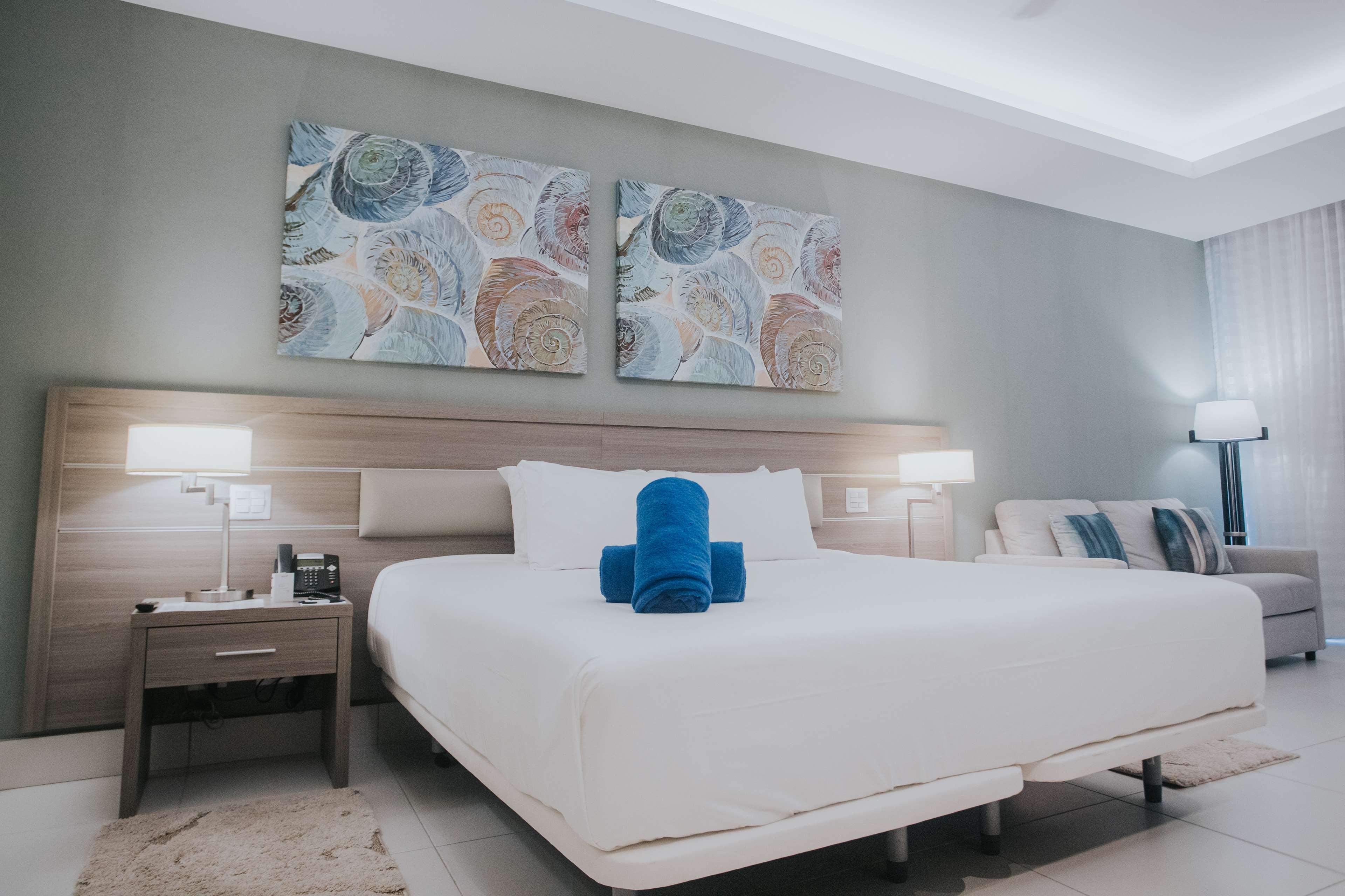 Studio King Size Bed