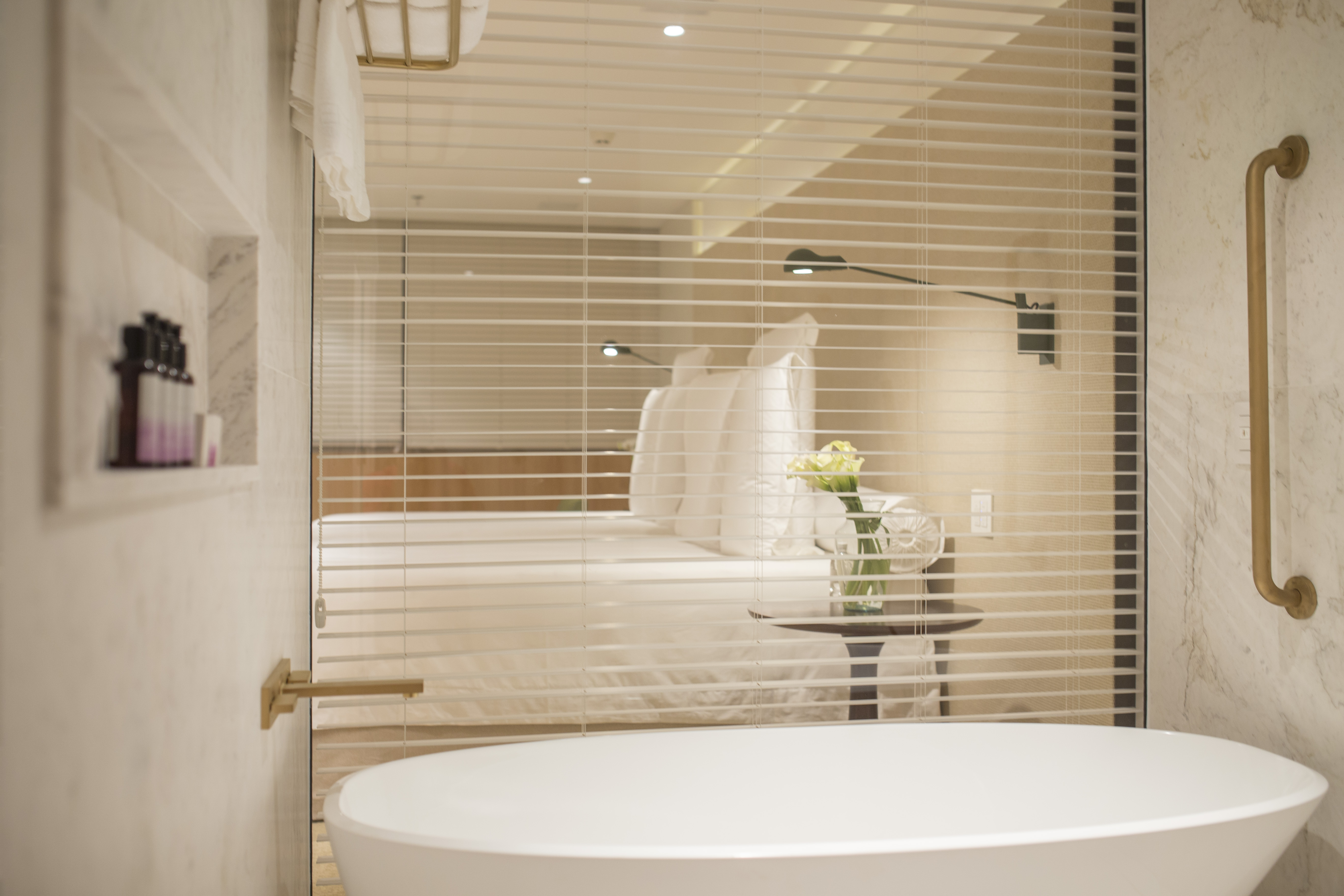 Double Deluxe King Bed