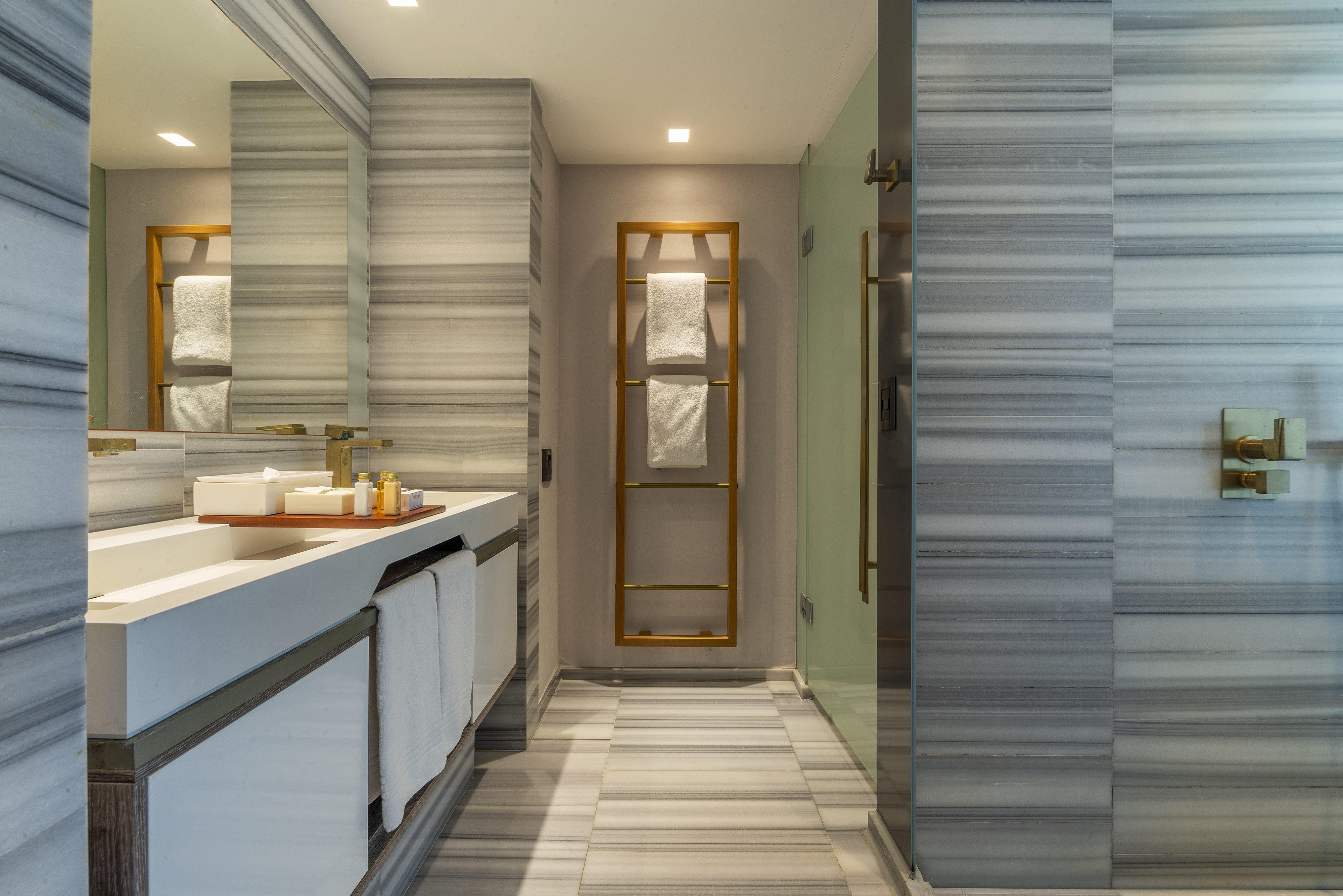 Single Mountain View