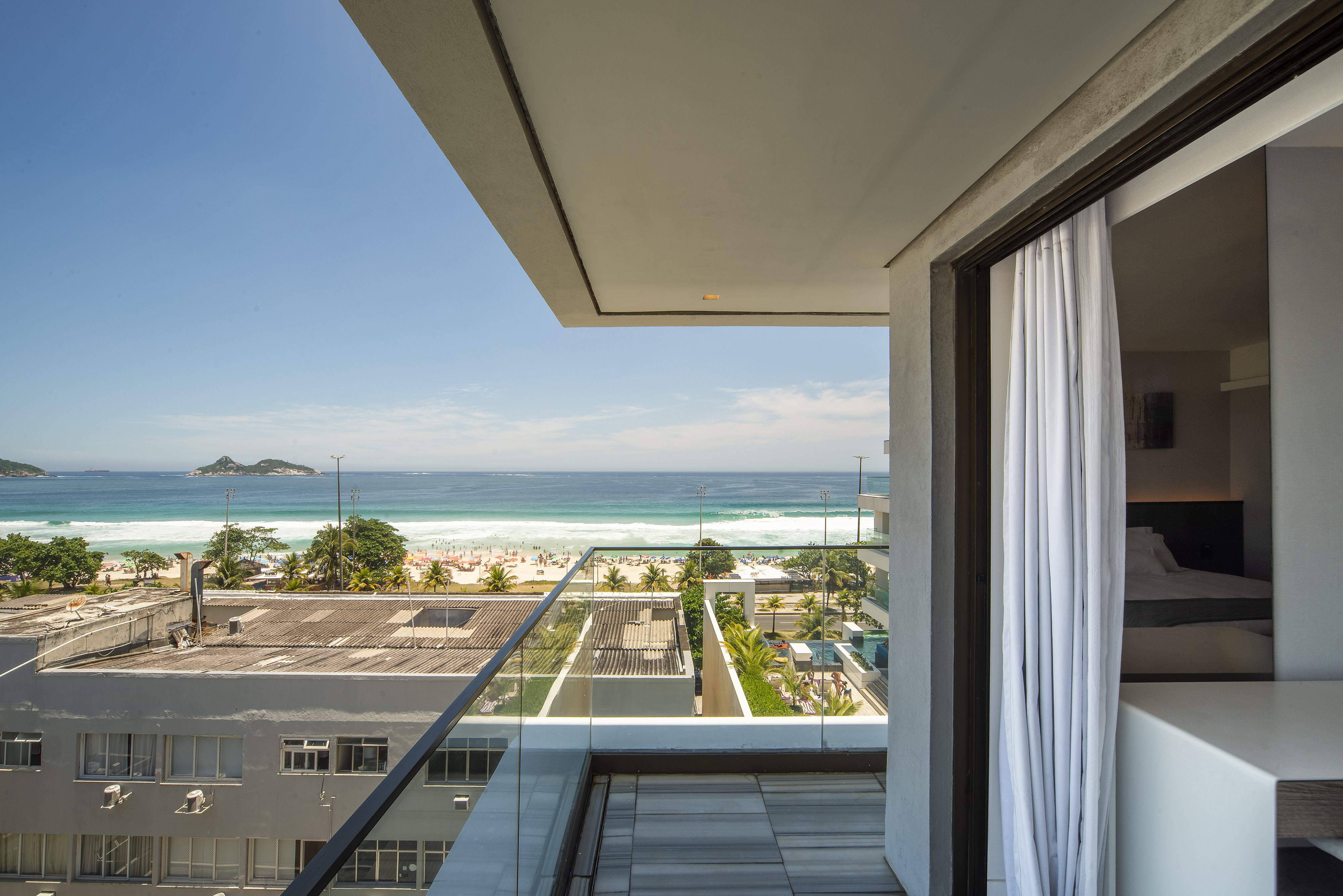 Single Mountain View