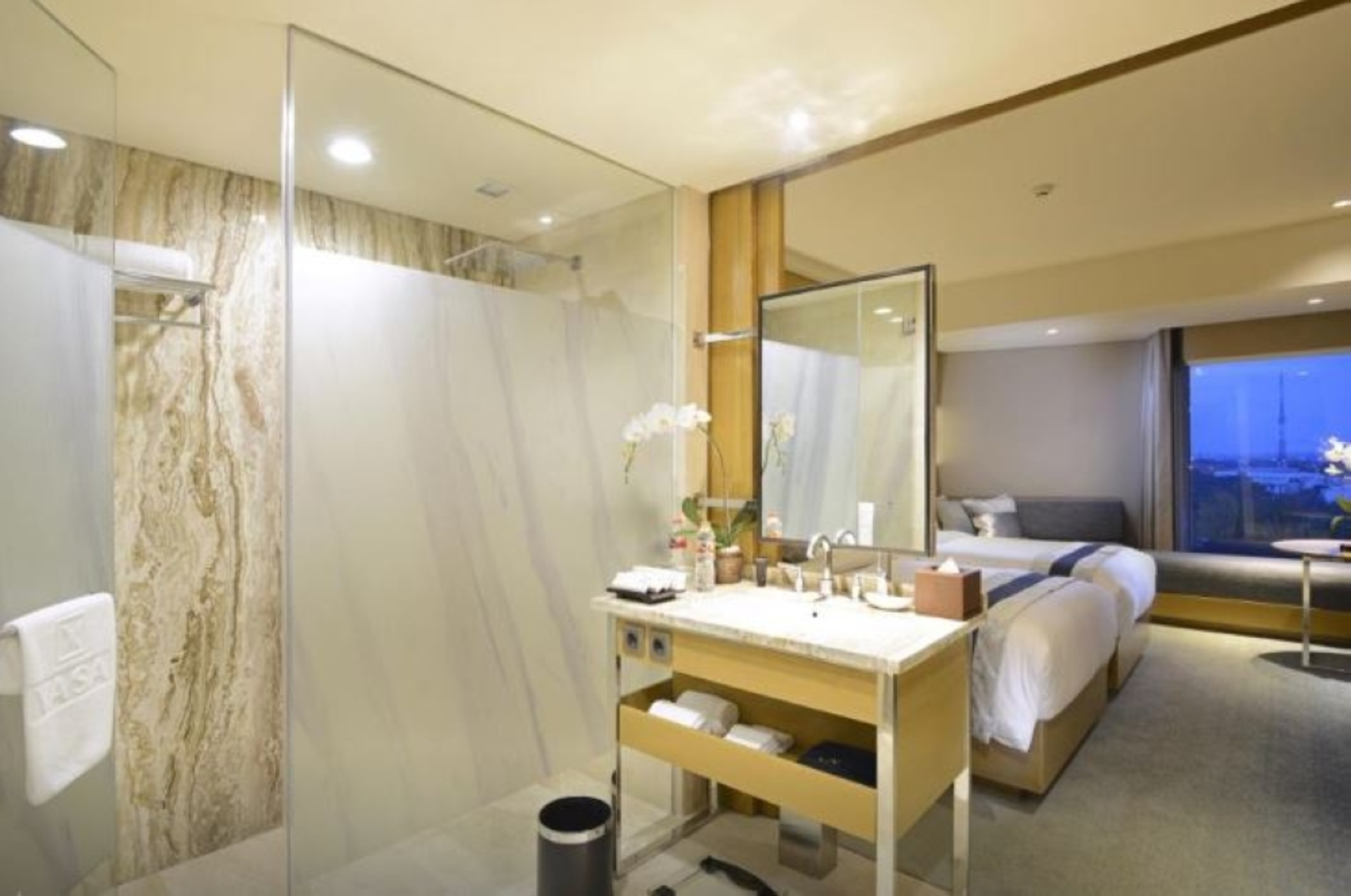 Double or Twin Executive