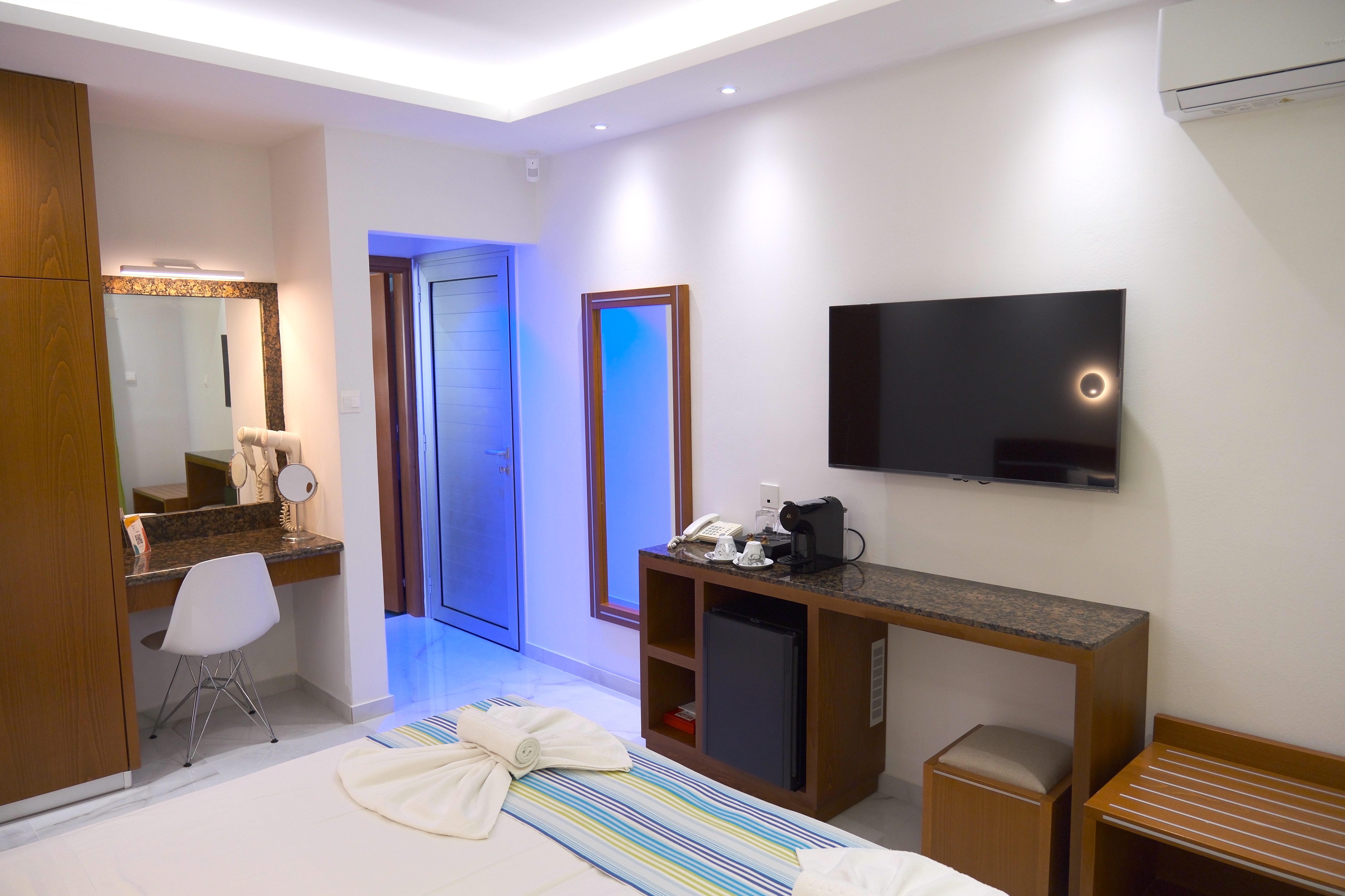 Double or Twin Standard