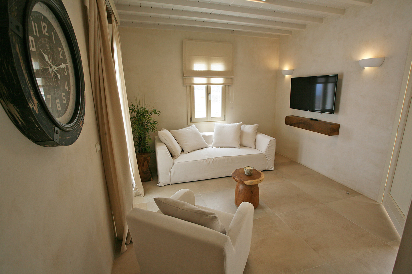 Junior Suite with Jacuzzi