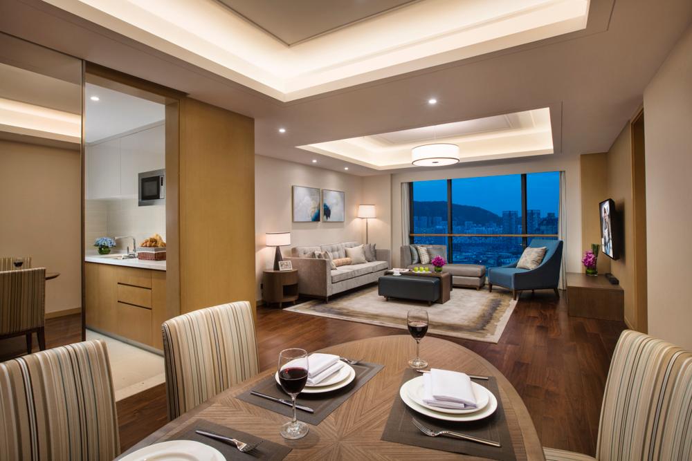 Apartment Deluxe Three Bedroom