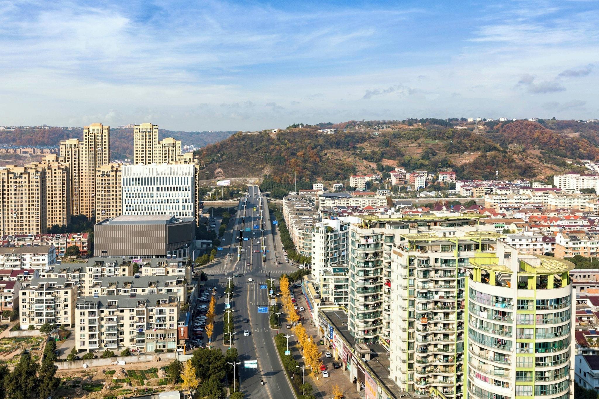 Twin Deluxe City View