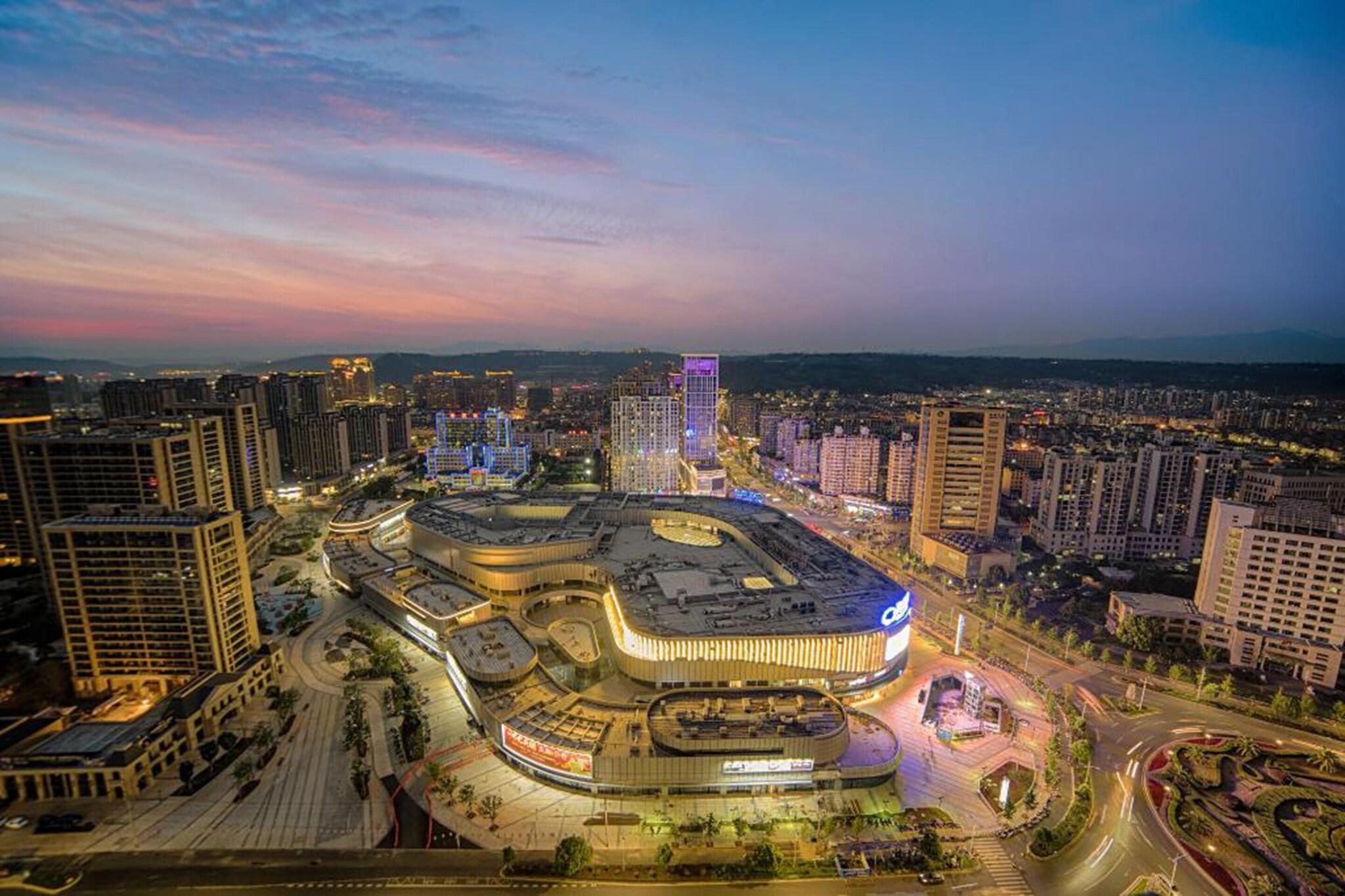 Twin Premier City View