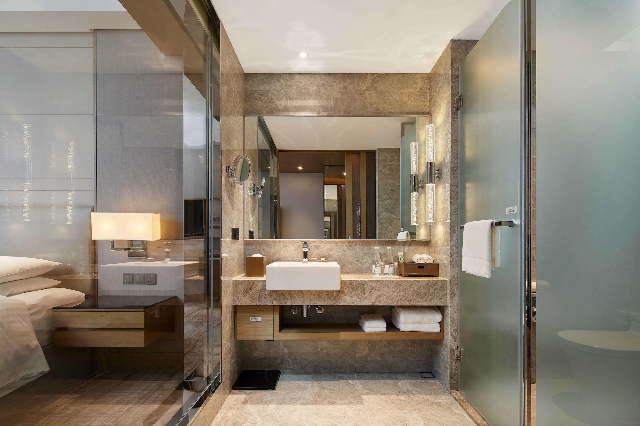 Double Premier City View