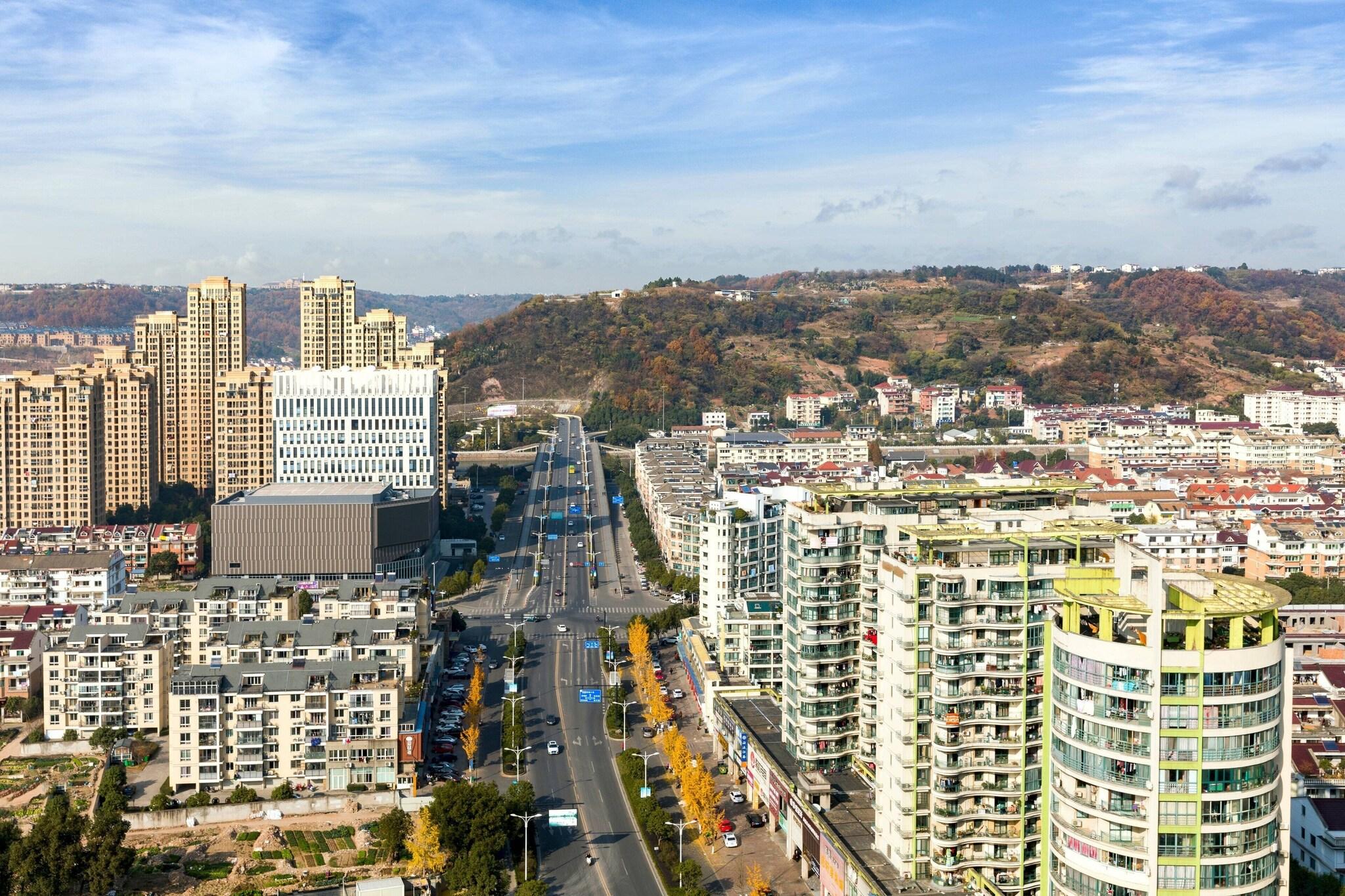 Twin Deluxe City View