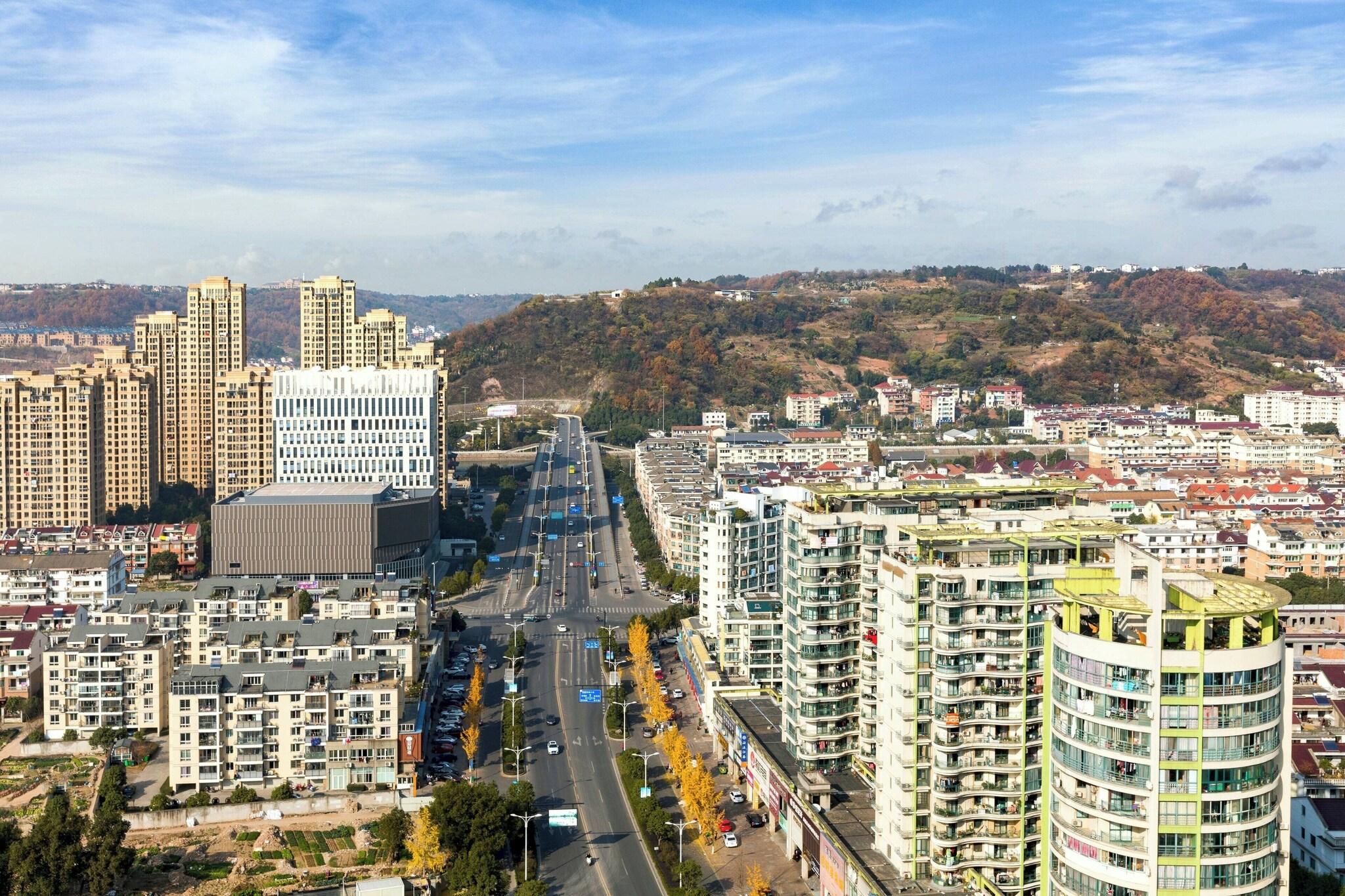 Twin Deluxe City View