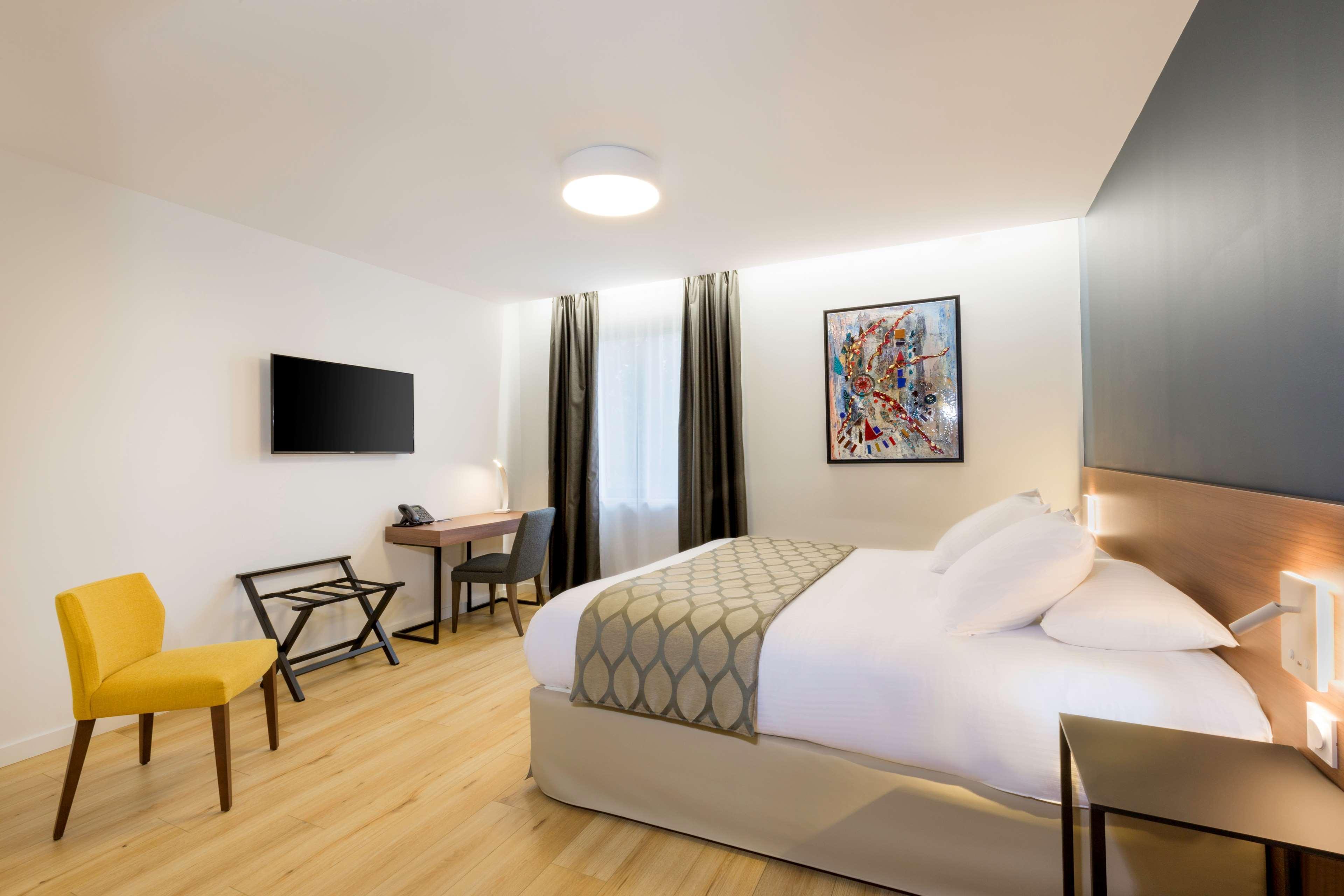 Double Superior King Bed