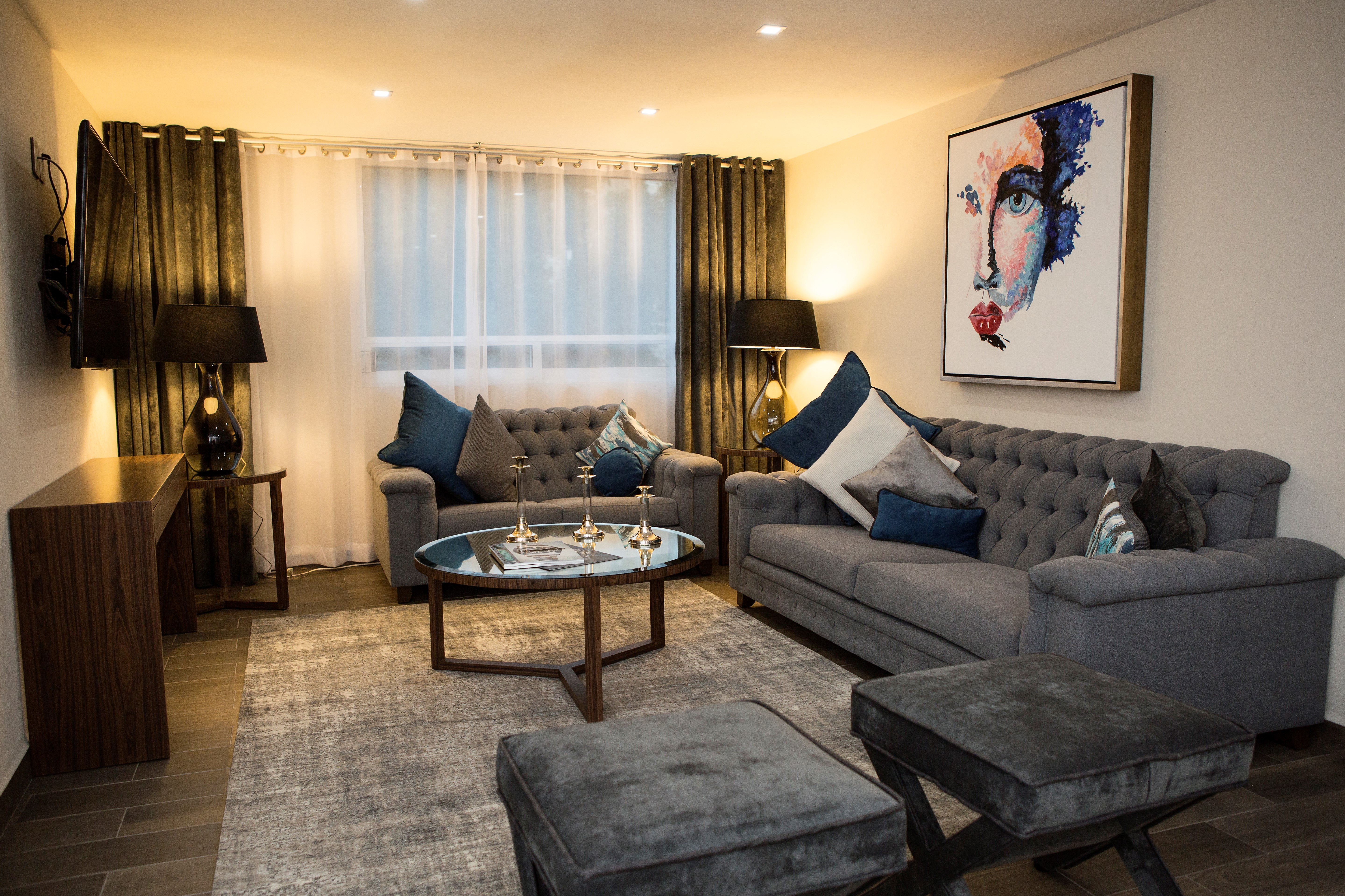 Suite Three Bedrooms One Bathroom