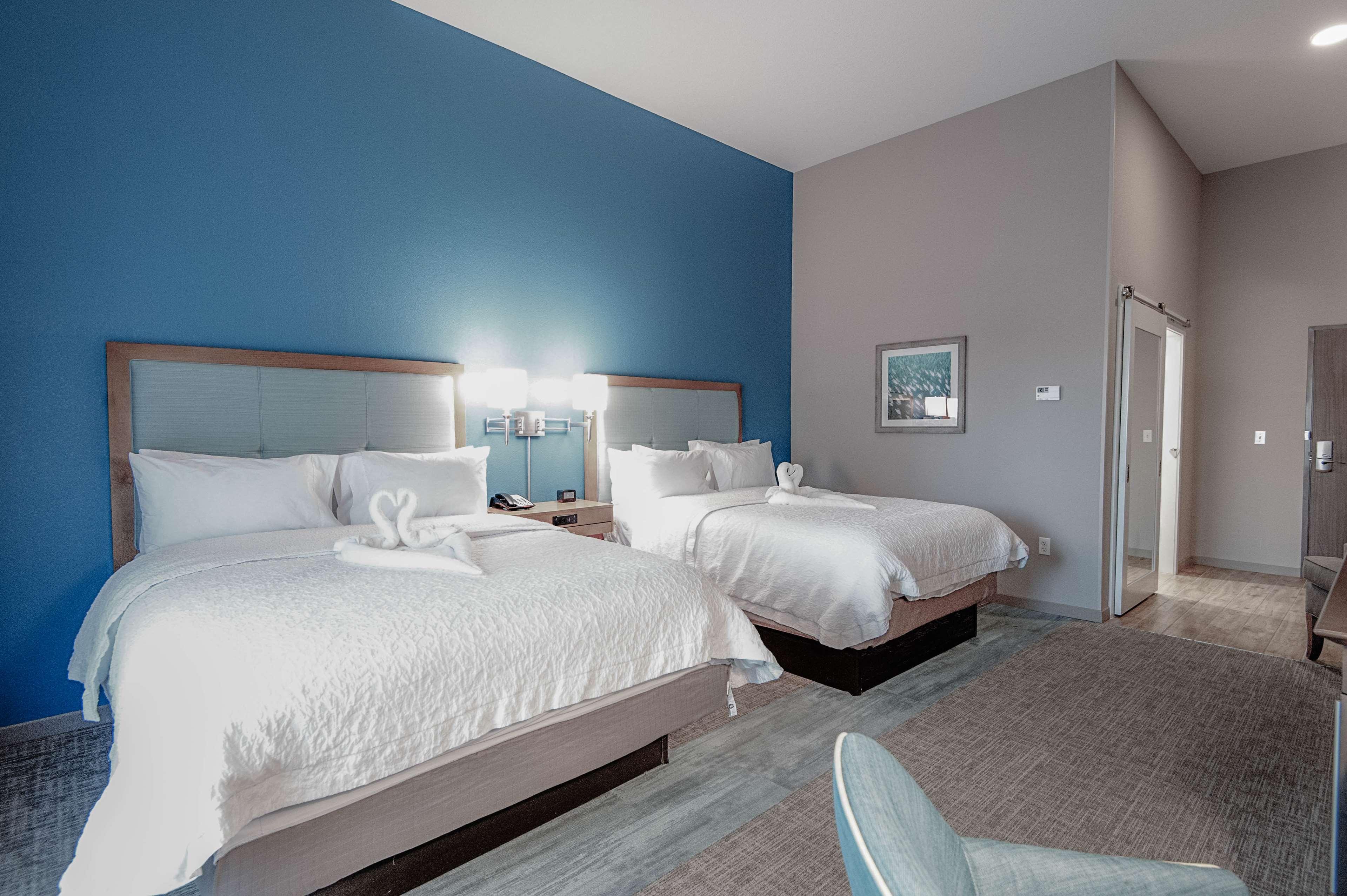 Double Two Queen Beds Non Smoking