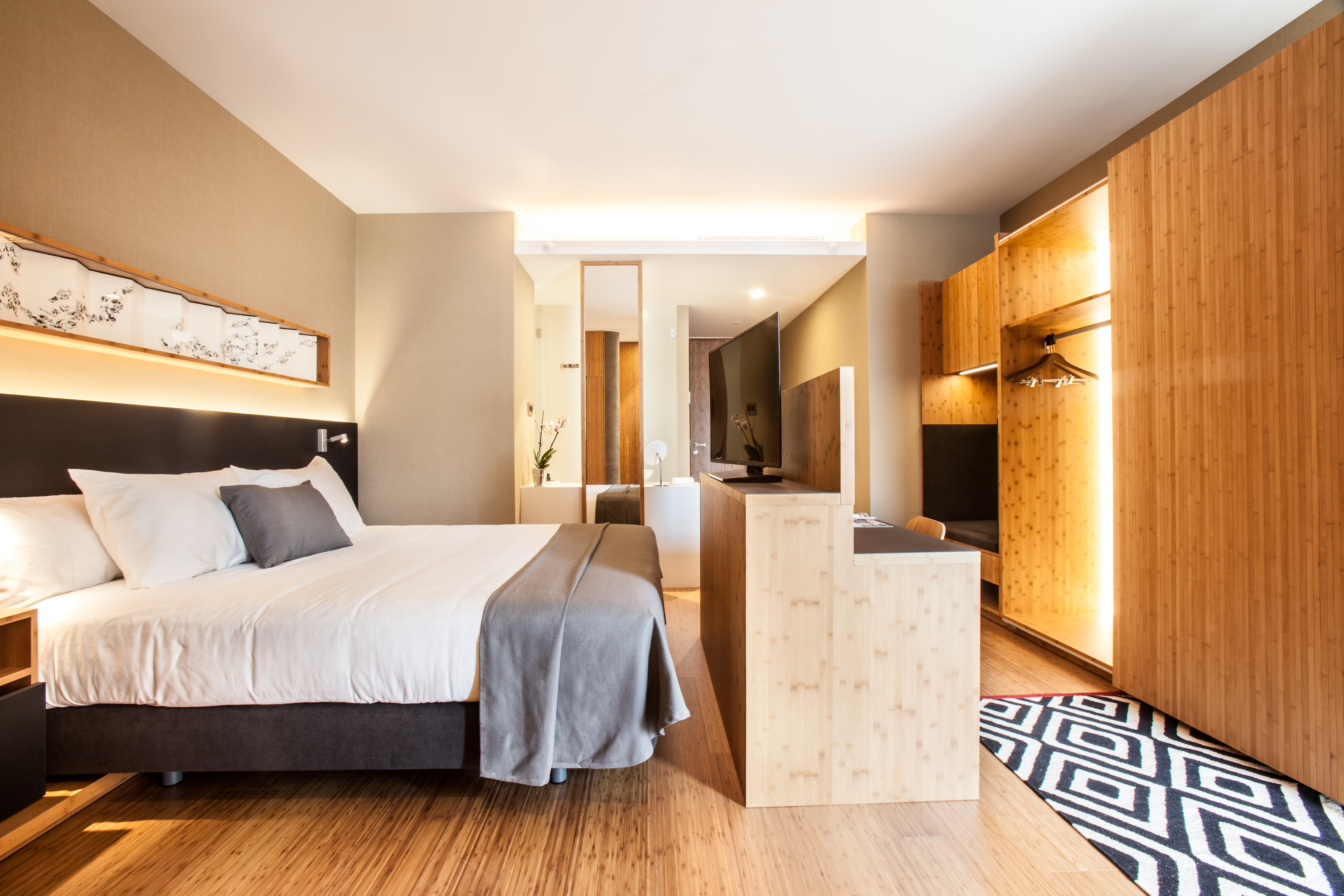 Double or Twin Deluxe with Terrace